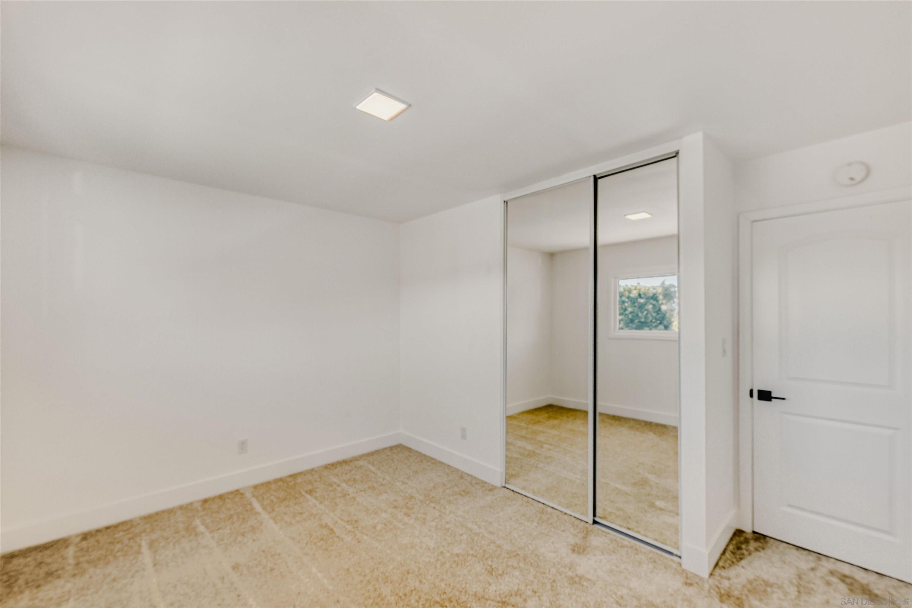 Detail Gallery Image 31 of 46 For 6484  Belle Glade Ave, San Diego,  CA 92119 - 5 Beds | 3 Baths