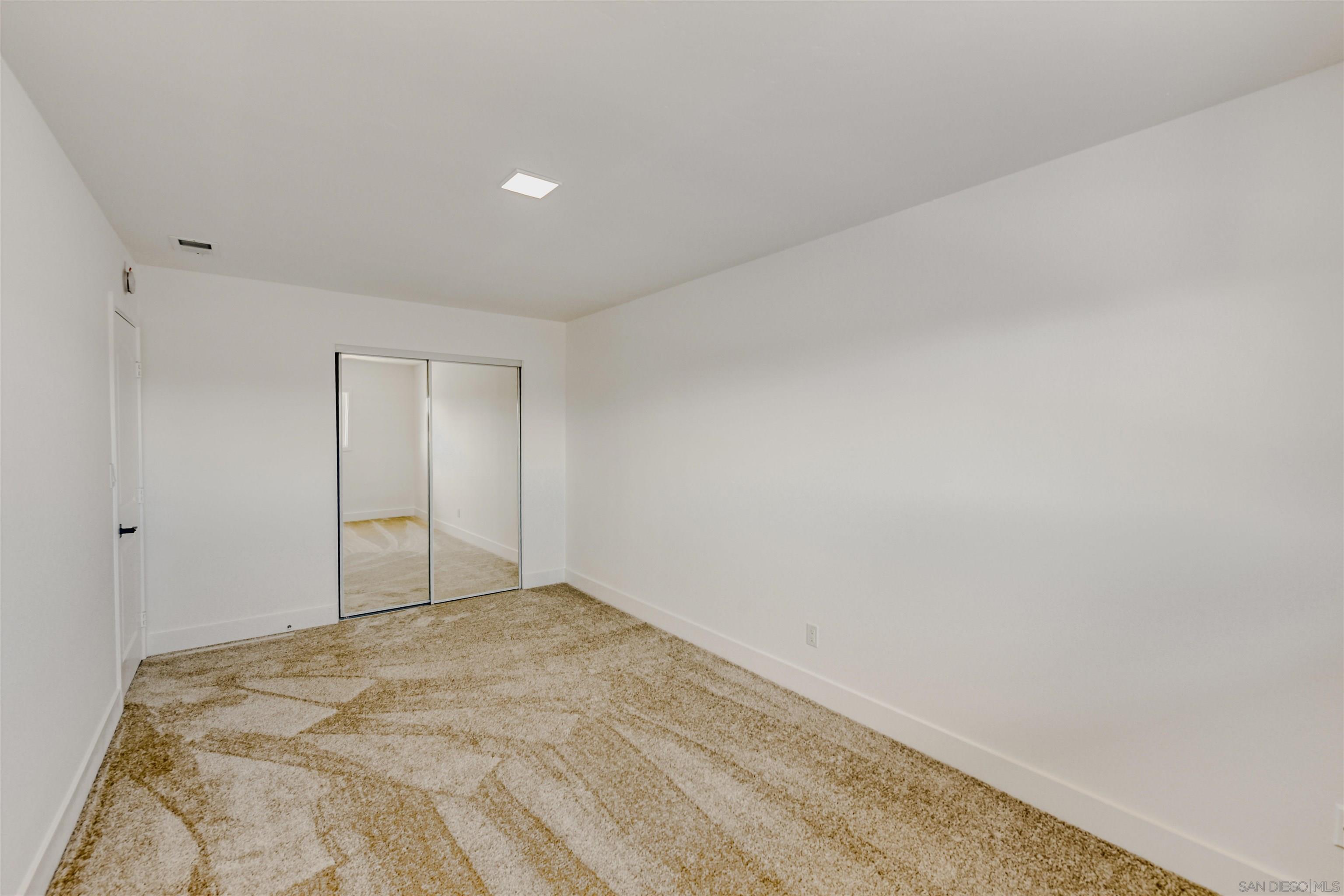 Detail Gallery Image 36 of 46 For 6484  Belle Glade Ave, San Diego,  CA 92119 - 5 Beds | 3 Baths