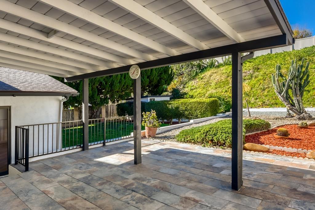 Detail Gallery Image 39 of 46 For 6484  Belle Glade Ave, San Diego,  CA 92119 - 5 Beds | 3 Baths