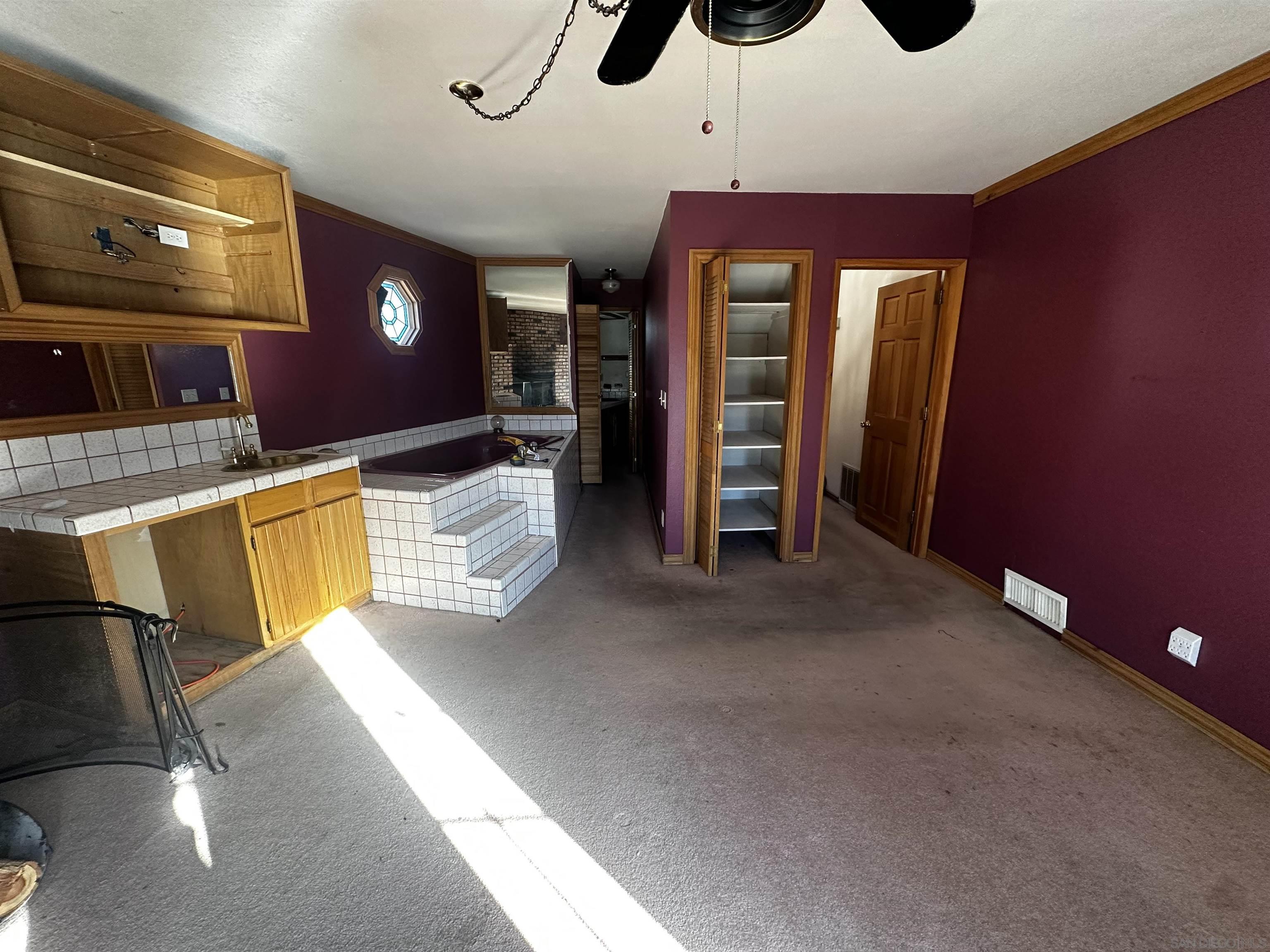 Detail Gallery Image 15 of 26 For 402  Delle Drive, Crestline,  CA 92325 - 3 Beds | 2/1 Baths