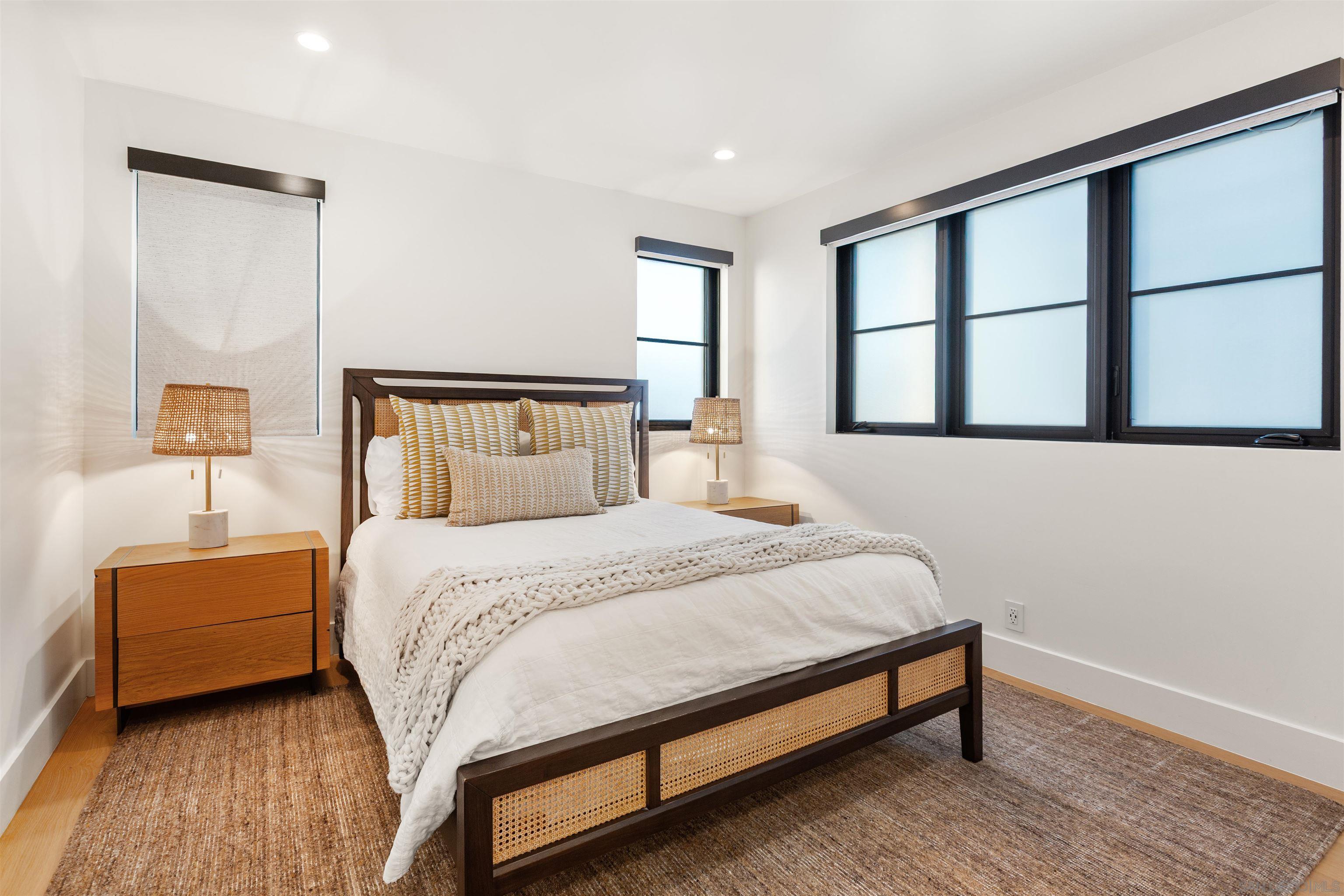 Detail Gallery Image 24 of 43 For 119  41st, Newport Beach,  CA 92663 - 3 Beds | 5 Baths