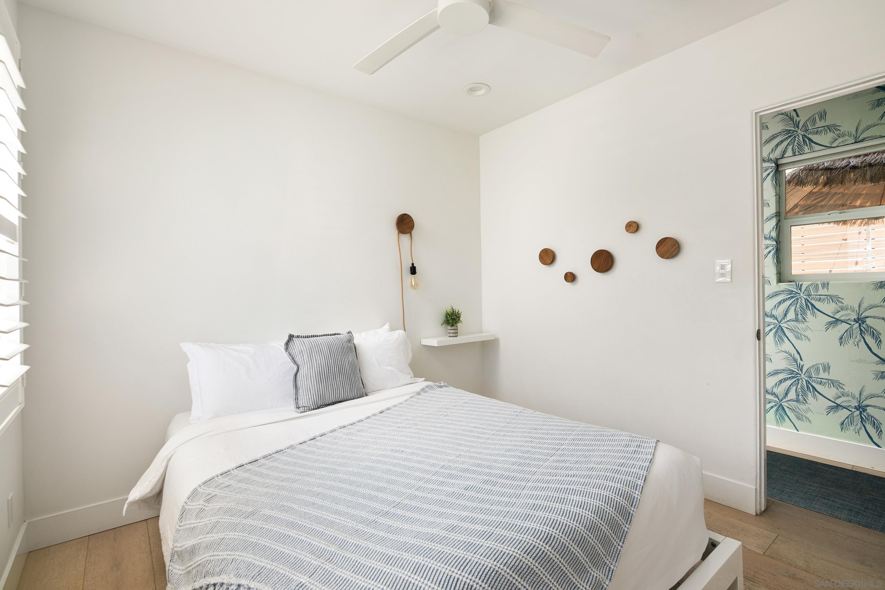 Detail Gallery Image 28 of 35 For 805  Brighton Court, San Diego,  CA 92109 - 3 Beds | 2 Baths