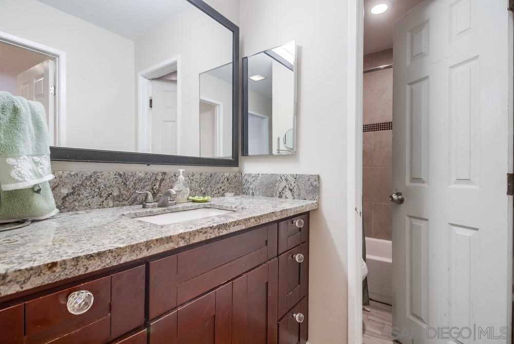 Detail Gallery Image 19 of 24 For 8015  Caminito De Pizza  #B,  San Diego,  CA 92108 - 2 Beds | 1 Baths