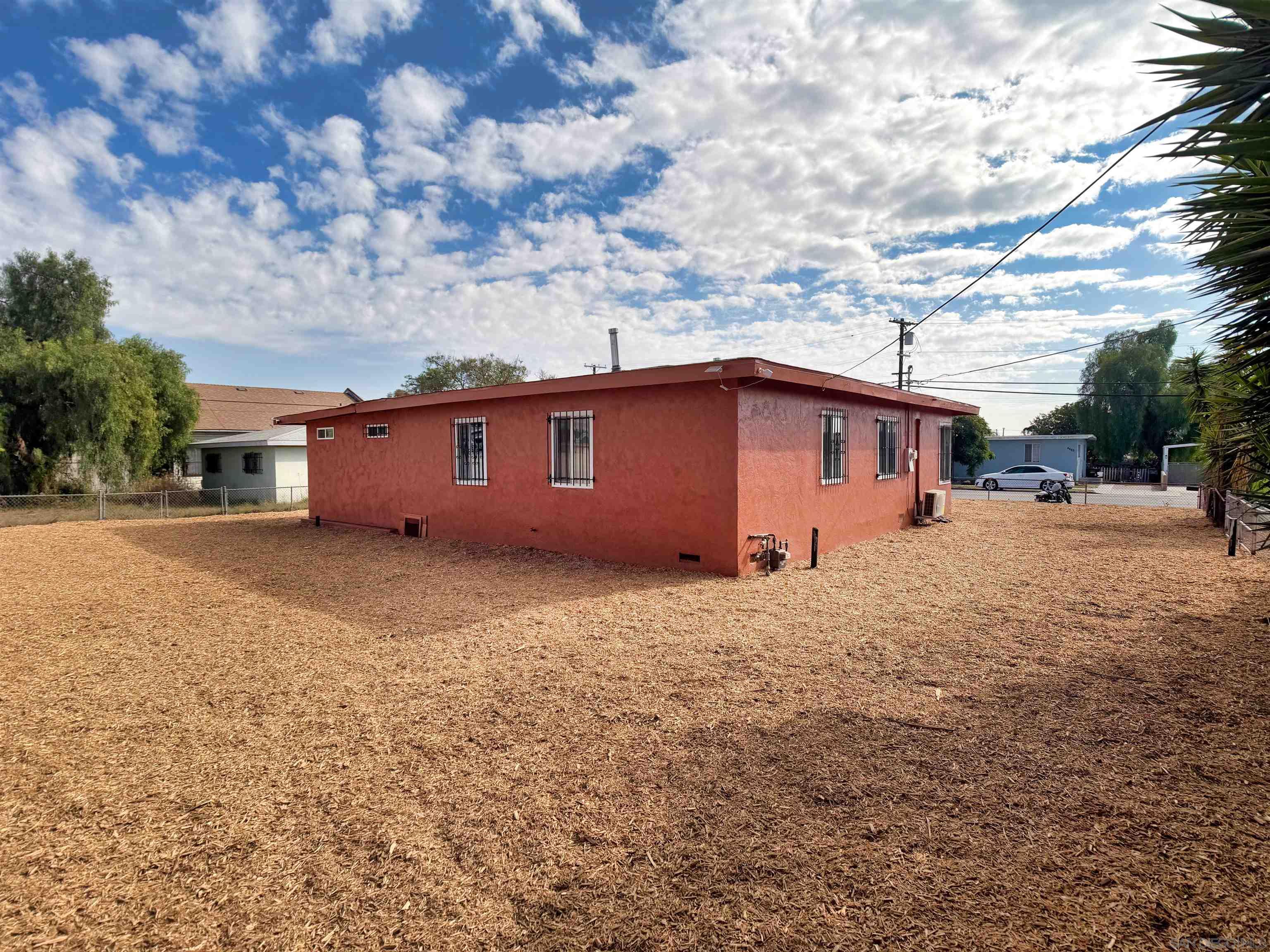 Detail Gallery Image 36 of 42 For 4650  Hilltop, San Diego,  CA 92102 - 3 Beds | 2 Baths