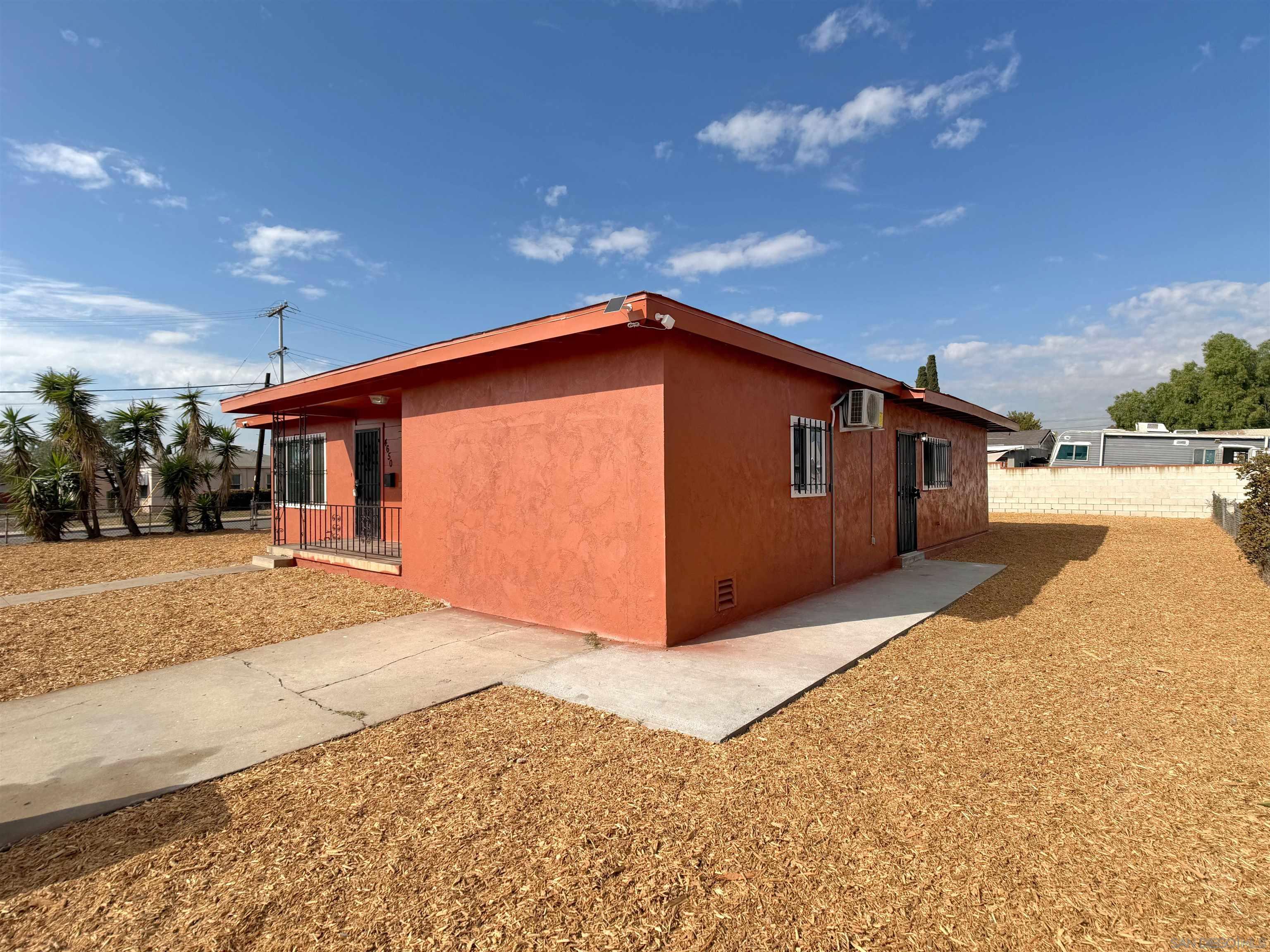 Detail Gallery Image 41 of 42 For 4650  Hilltop, San Diego,  CA 92102 - 3 Beds | 2 Baths