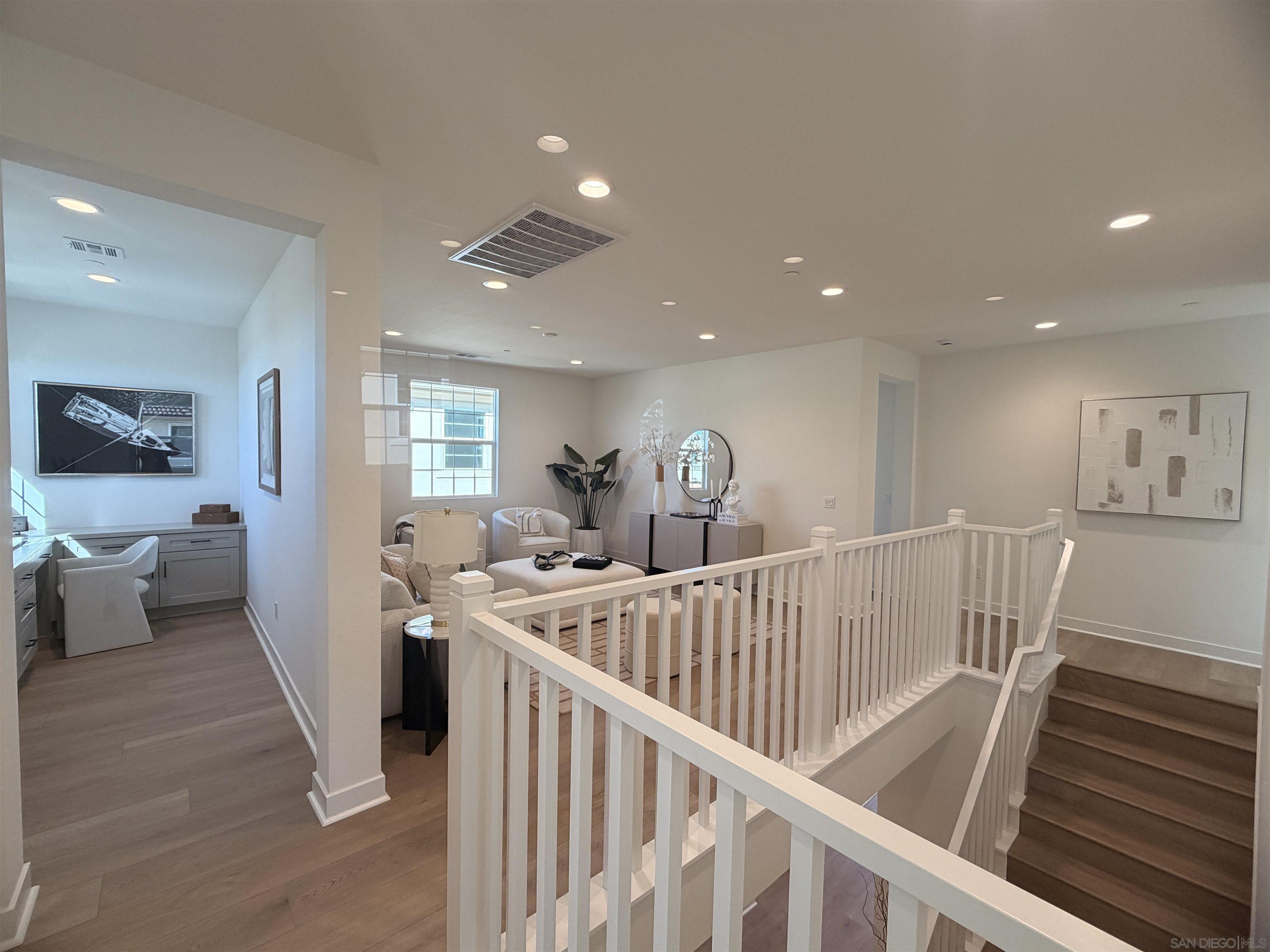 Detail Gallery Image 16 of 33 For 11305  Caminito Rodar, San Diego,  CA 92126 - 4 Beds | 4/1 Baths