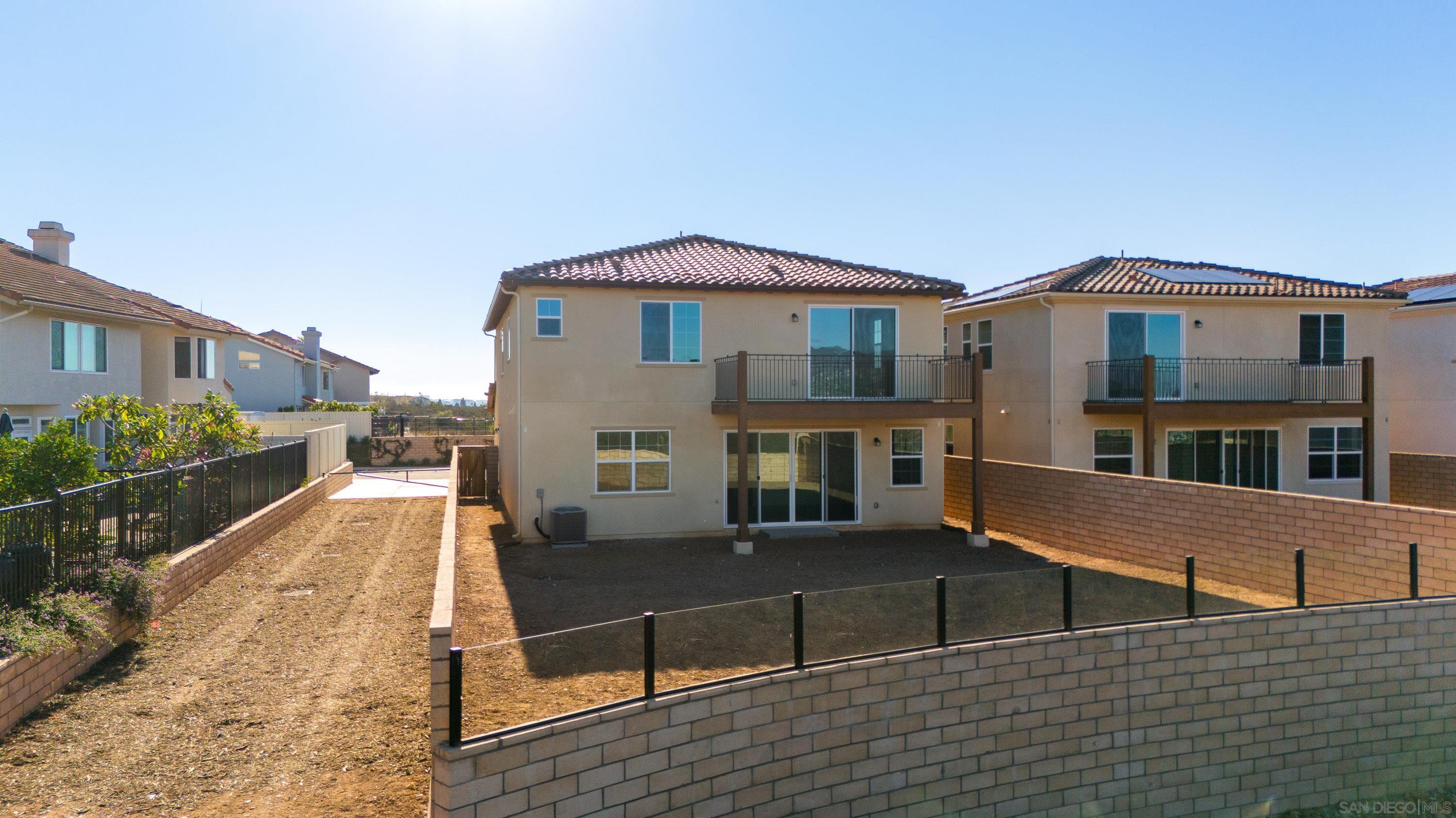 Detail Gallery Image 27 of 33 For 11305  Caminito Rodar, San Diego,  CA 92126 - 4 Beds | 4/1 Baths