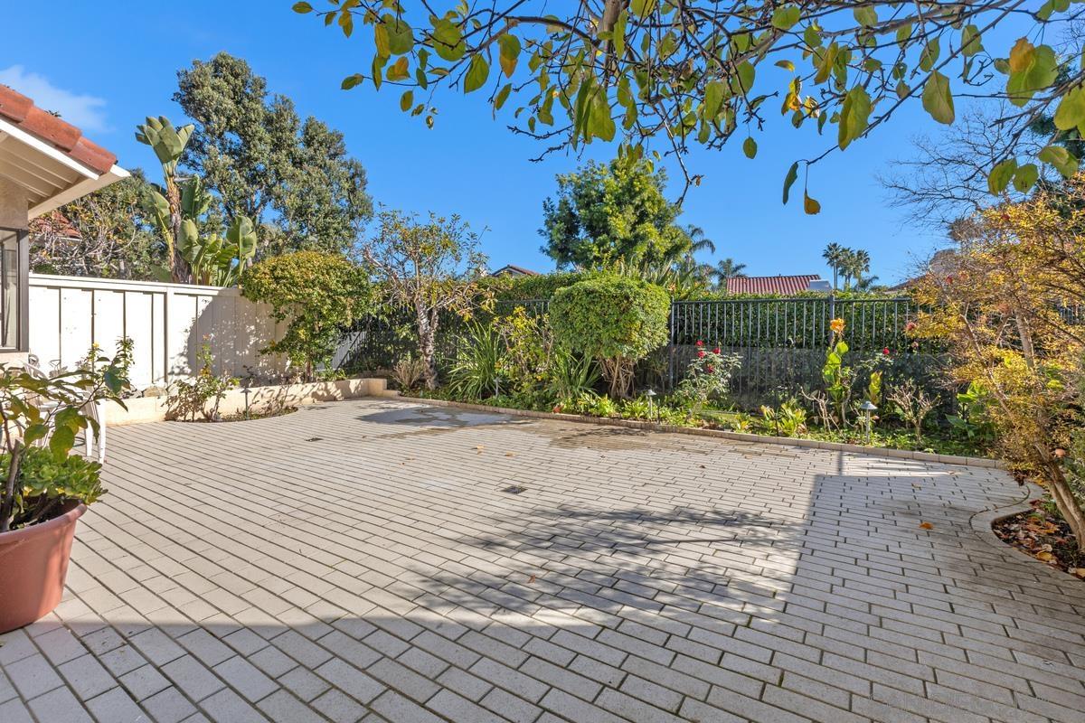 Detail Gallery Image 14 of 20 For 7143  Caminito Pantoja, San Diego,  CA 92122 - 3 Beds | 3 Baths