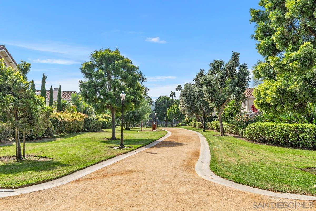 Detail Gallery Image 19 of 20 For 7143  Caminito Pantoja, San Diego,  CA 92122 - 3 Beds | 3 Baths