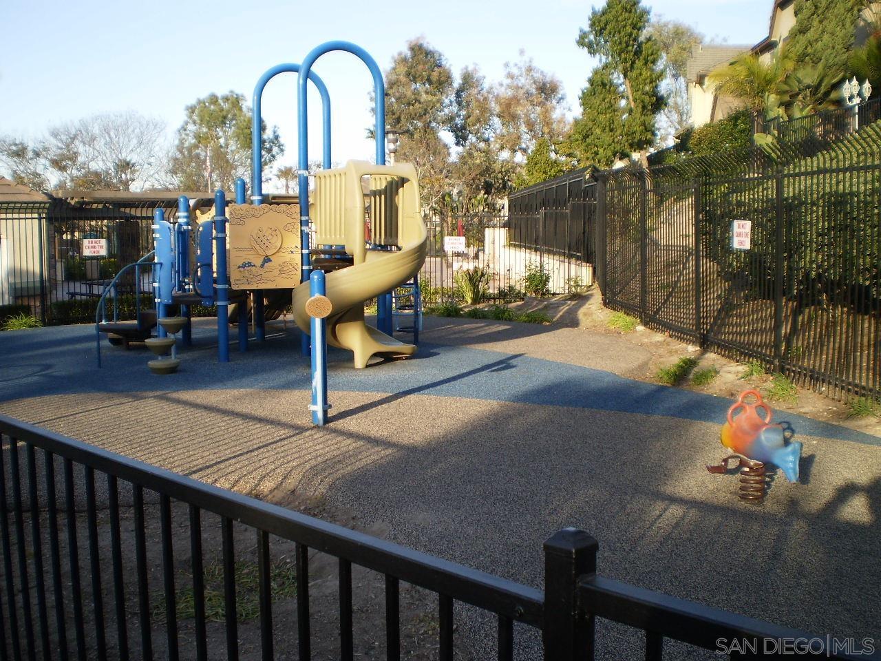 Detail Gallery Image 22 of 22 For 1835  Calvedos, Chula Vista,  CA 91913 - 2 Beds | 2 Baths