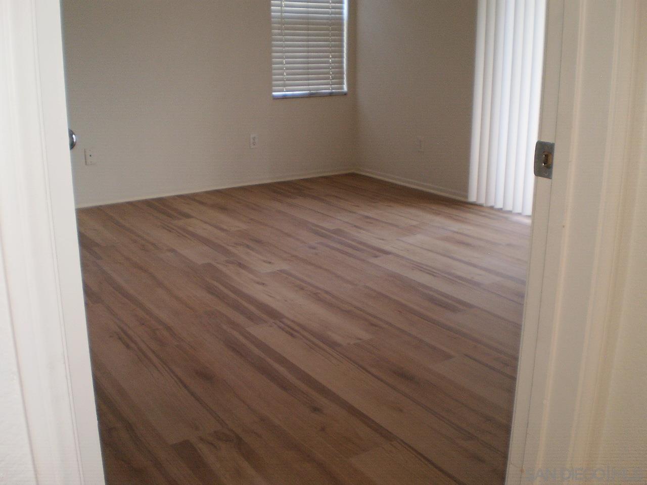 Detail Gallery Image 8 of 22 For 1835  Calvedos, Chula Vista,  CA 91913 - 2 Beds | 2 Baths