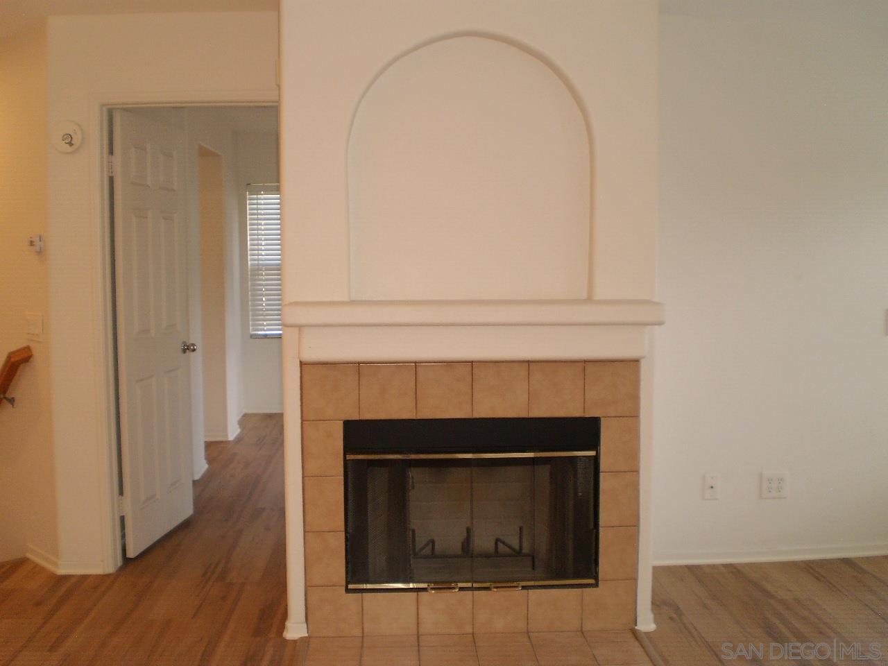 Detail Gallery Image 9 of 22 For 1835  Calvedos, Chula Vista,  CA 91913 - 2 Beds | 2 Baths