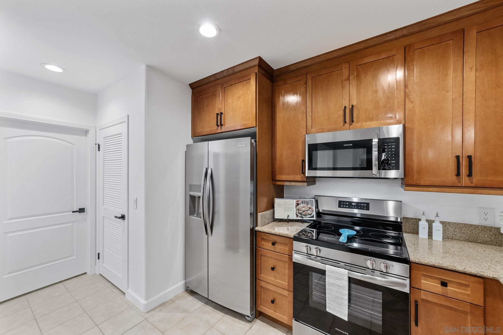 Detail Gallery Image 23 of 73 For 1019  Costa Pacifica Way  #1111,  Oceanside,  CA 92054 - 2 Beds | 2 Baths