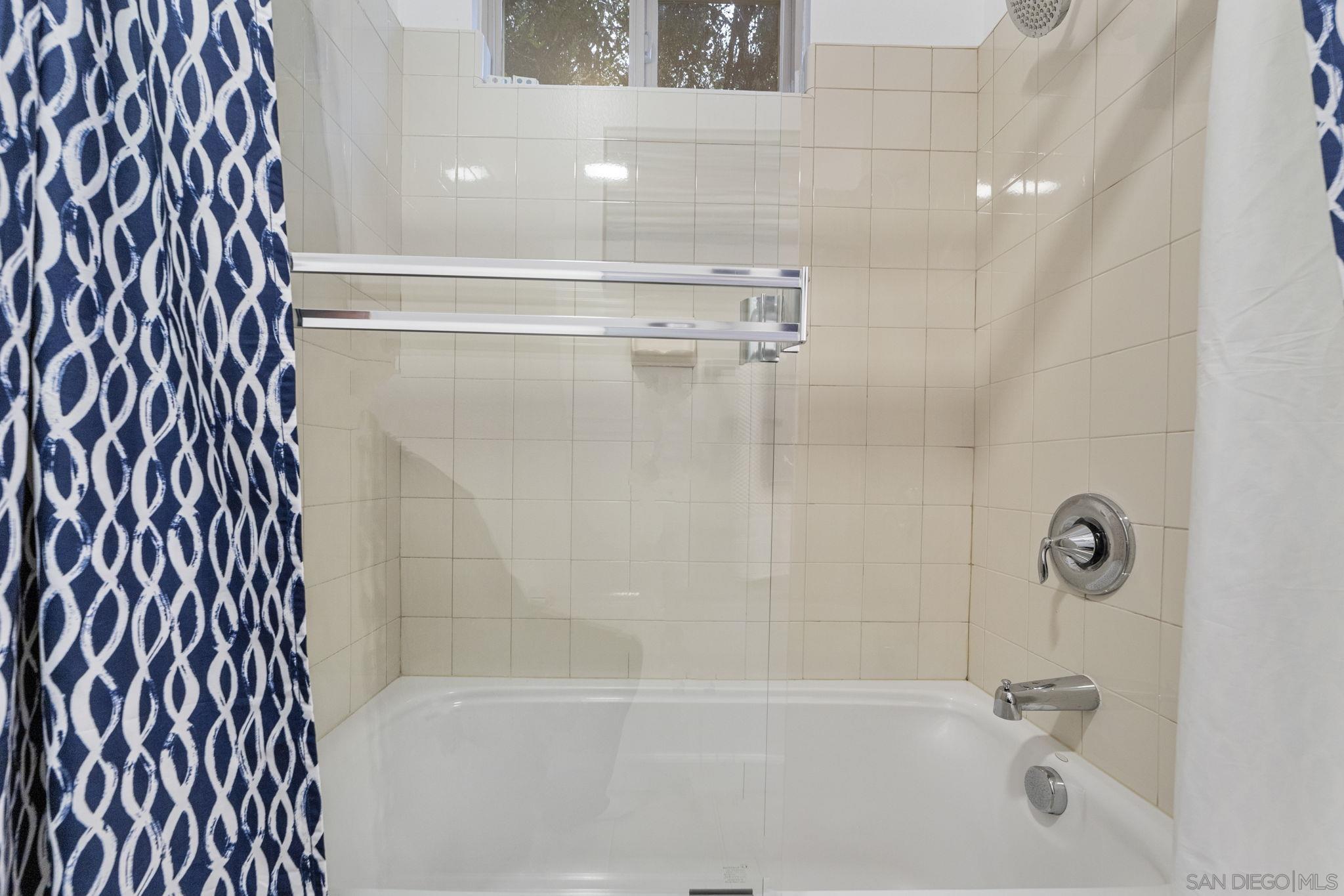 Detail Gallery Image 29 of 73 For 1019  Costa Pacifica Way  #1111,  Oceanside,  CA 92054 - 2 Beds | 2 Baths