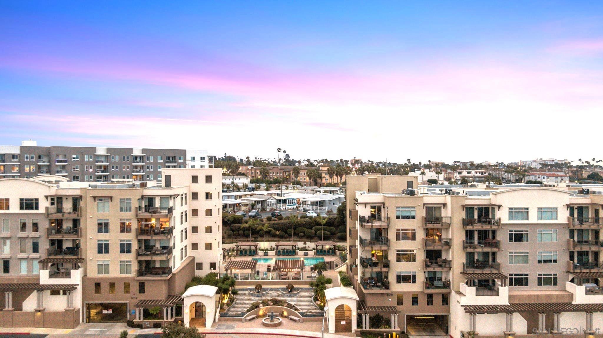 Detail Gallery Image 5 of 73 For 1019  Costa Pacifica Way  #1111,  Oceanside,  CA 92054 - 2 Beds | 2 Baths