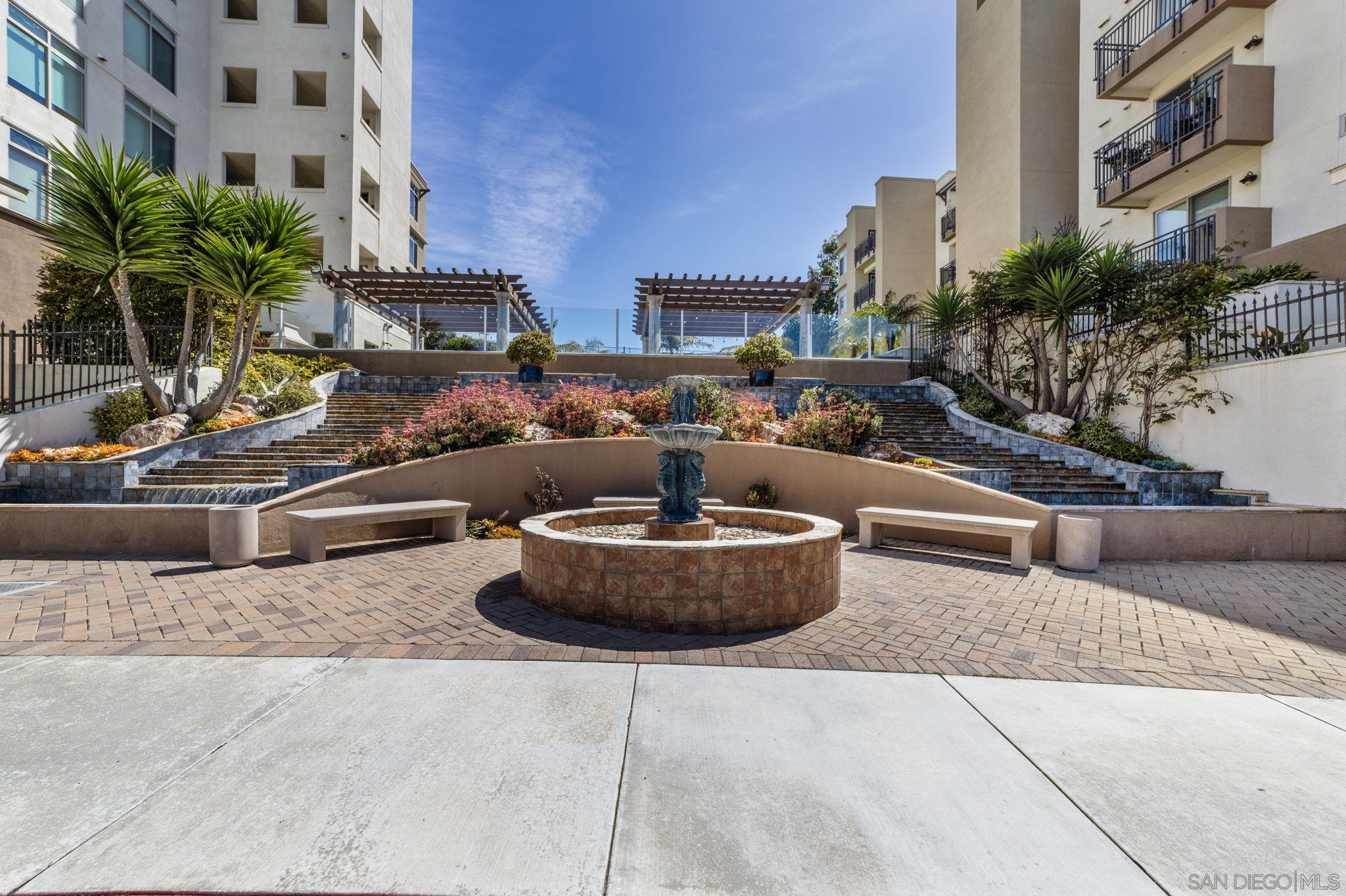 Detail Gallery Image 6 of 73 For 1019  Costa Pacifica Way  #1111,  Oceanside,  CA 92054 - 2 Beds | 2 Baths