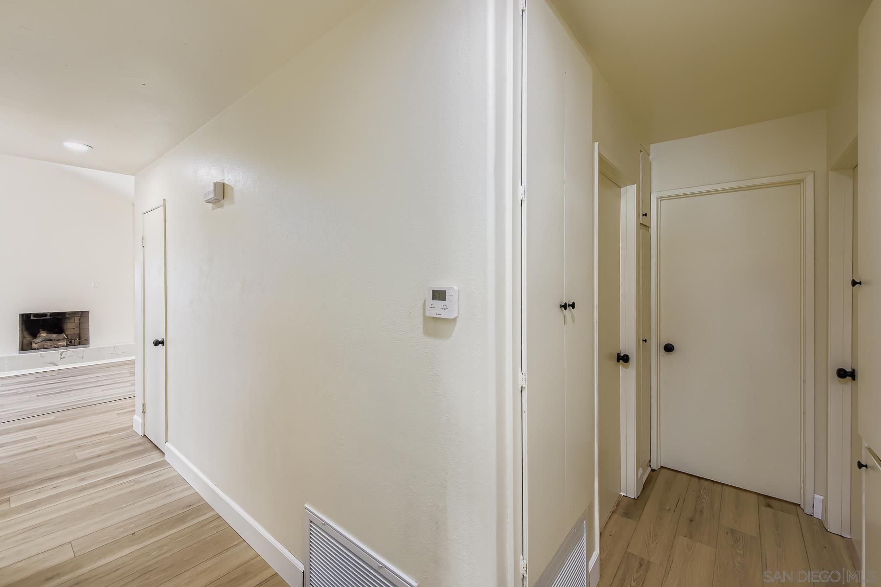 Detail Gallery Image 16 of 32 For 10386  La Duena Way, San Diego,  CA 92124 - 5 Beds | 2 Baths