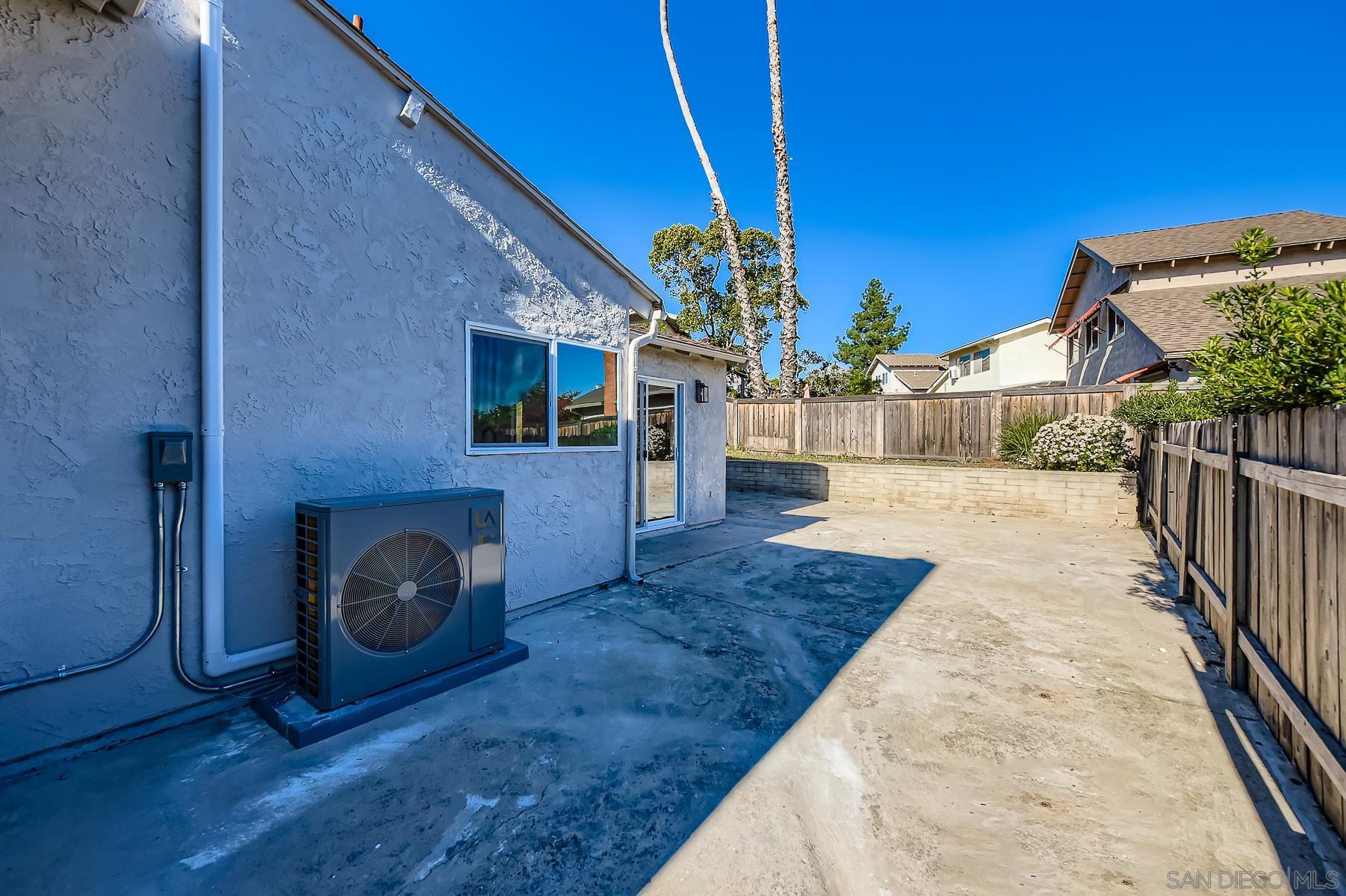 Detail Gallery Image 29 of 32 For 10386  La Duena Way, San Diego,  CA 92124 - 5 Beds | 2 Baths