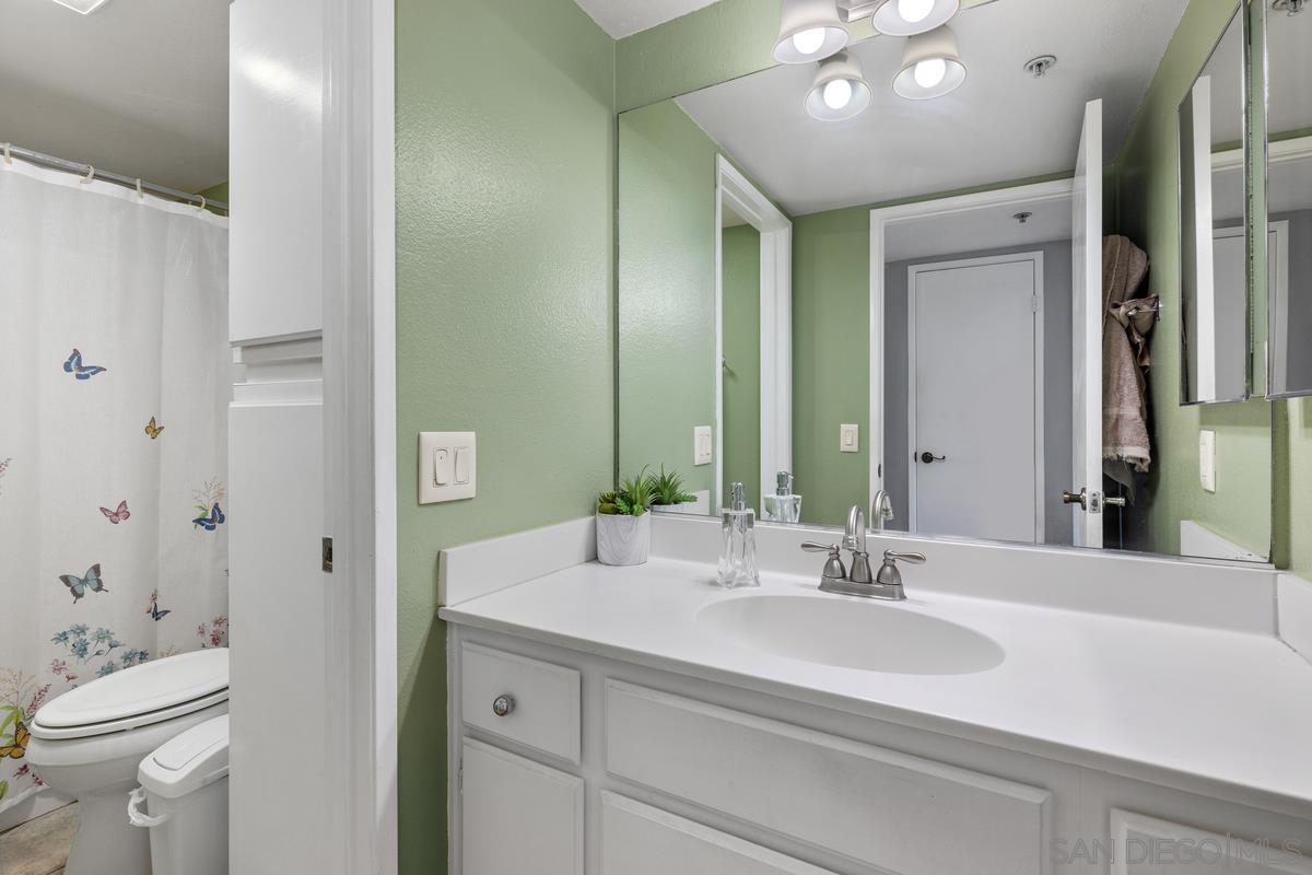 Detail Gallery Image 16 of 34 For 18557  Caminito Pasadero  #389,  San Diego,  CA 92128 - 3 Beds | 2 Baths