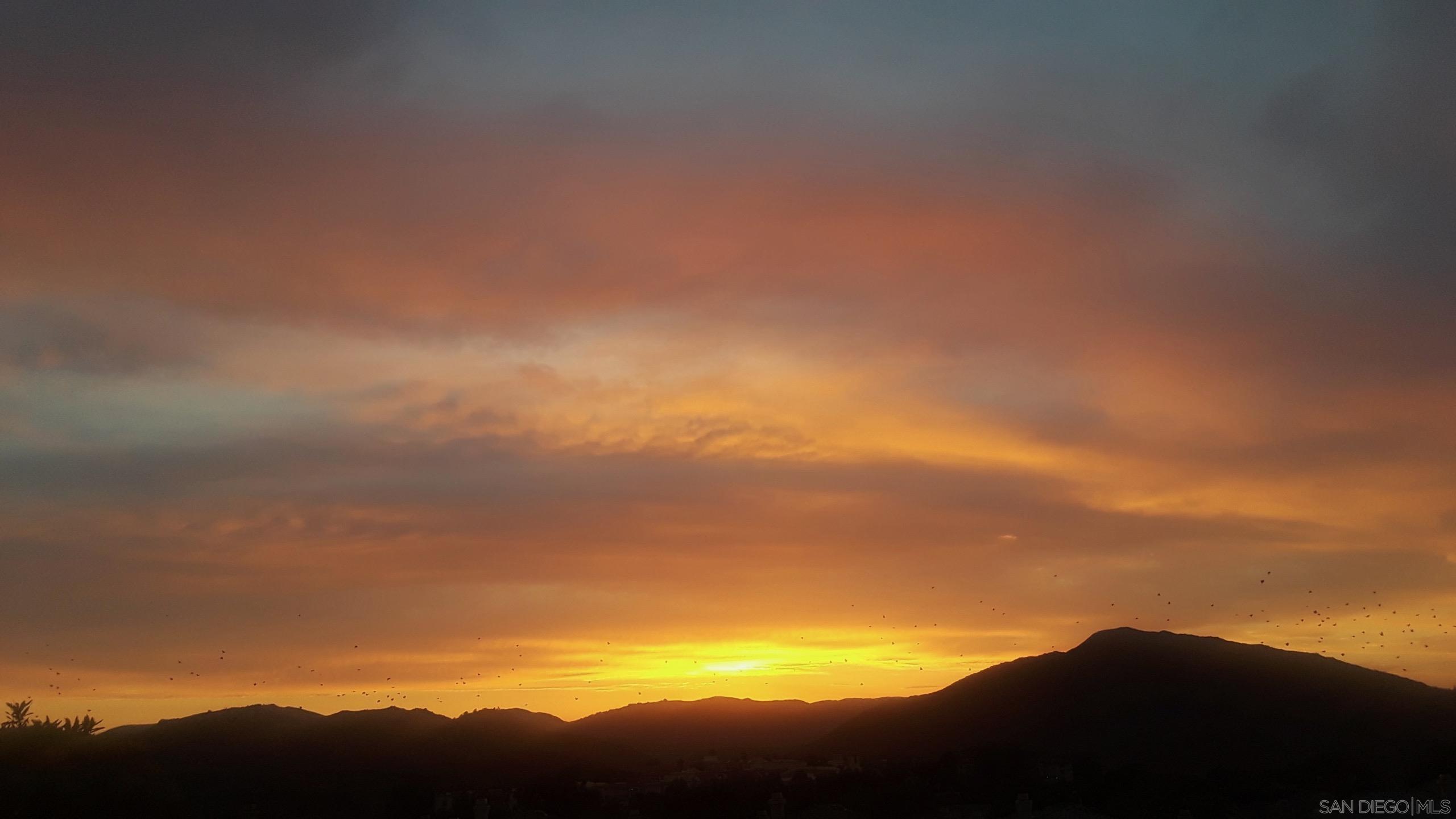 Detail Gallery Image 5 of 34 For 18557  Caminito Pasadero  #389,  San Diego,  CA 92128 - 3 Beds | 2 Baths