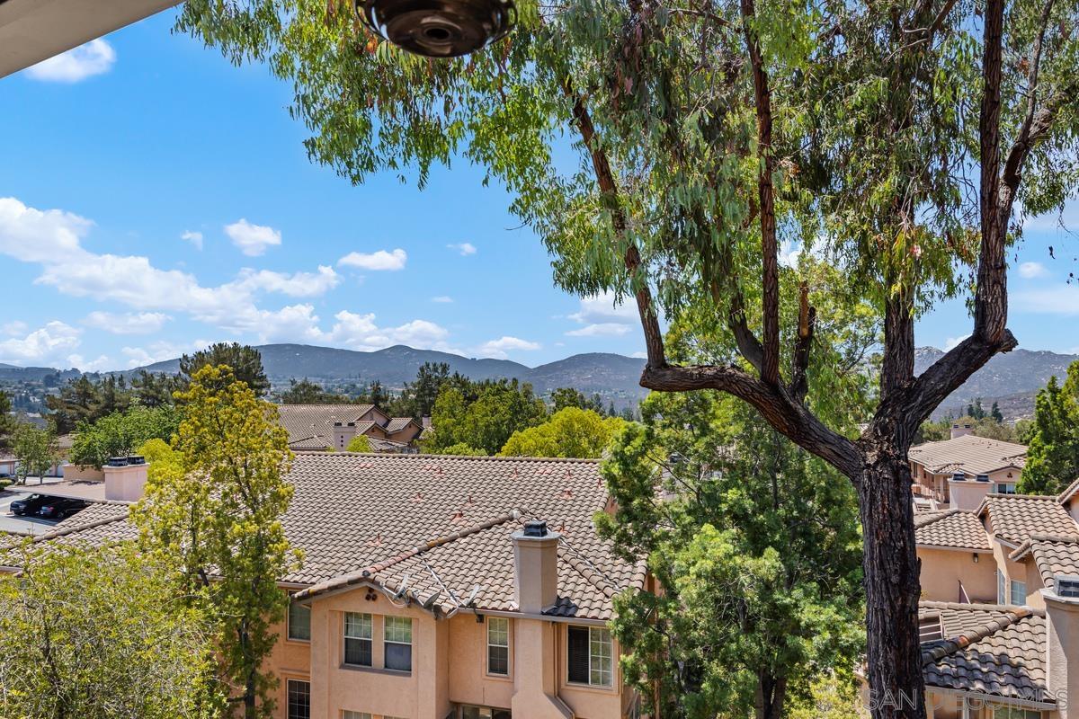 Detail Gallery Image 6 of 34 For 18557  Caminito Pasadero  #389,  San Diego,  CA 92128 - 3 Beds | 2 Baths