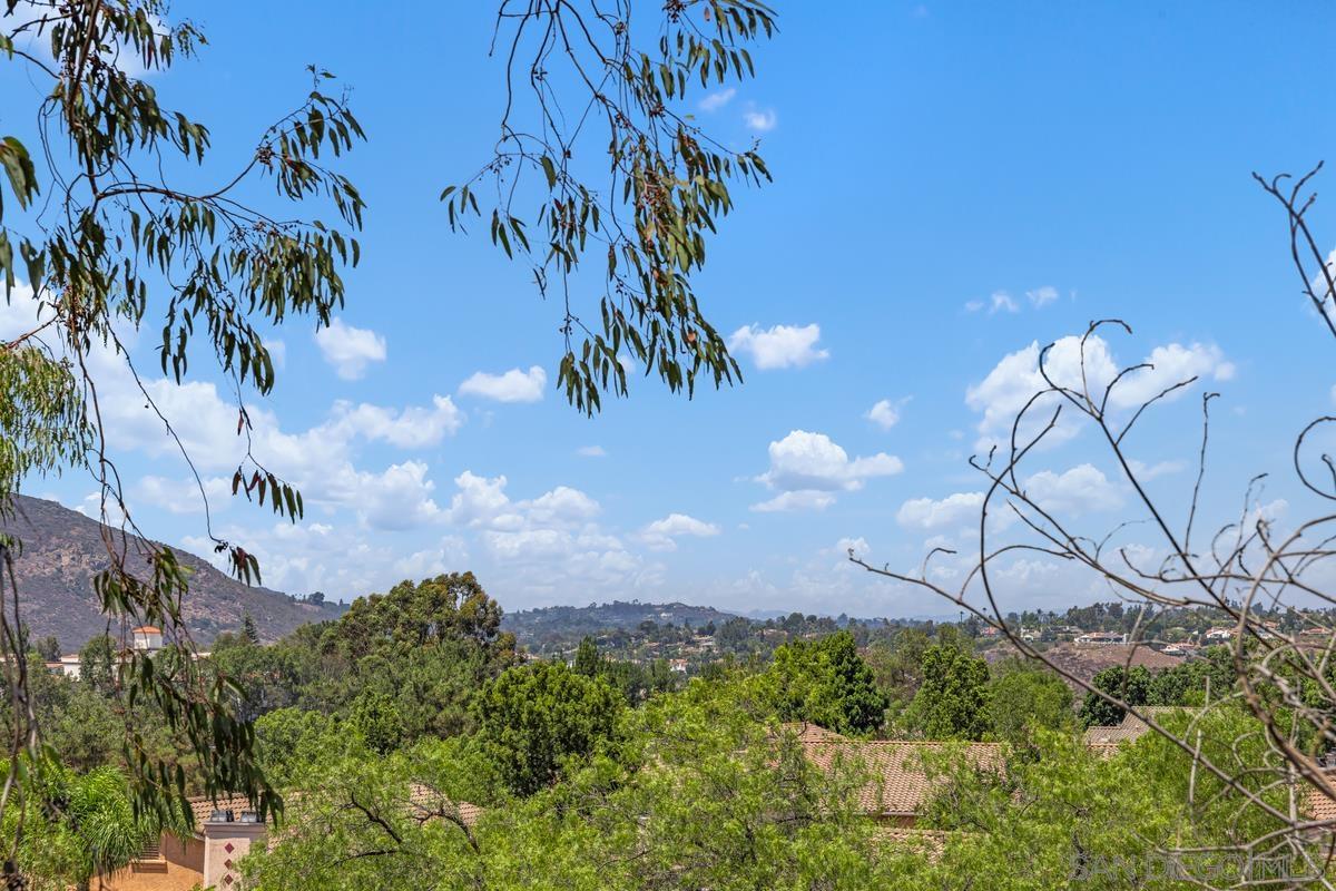 Detail Gallery Image 7 of 34 For 18557  Caminito Pasadero  #389,  San Diego,  CA 92128 - 3 Beds | 2 Baths