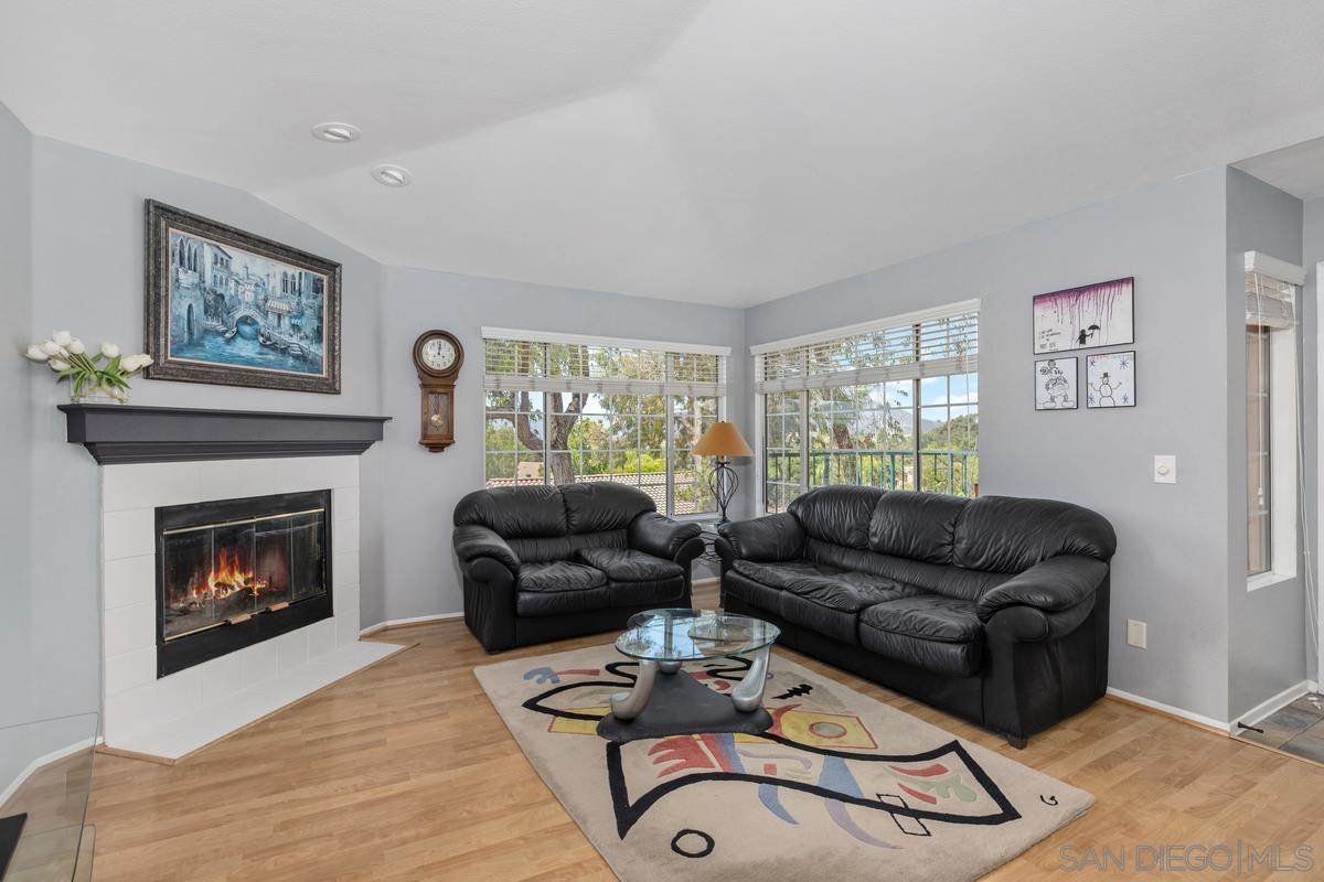 Detail Gallery Image 9 of 34 For 18557  Caminito Pasadero  #389,  San Diego,  CA 92128 - 3 Beds | 2 Baths