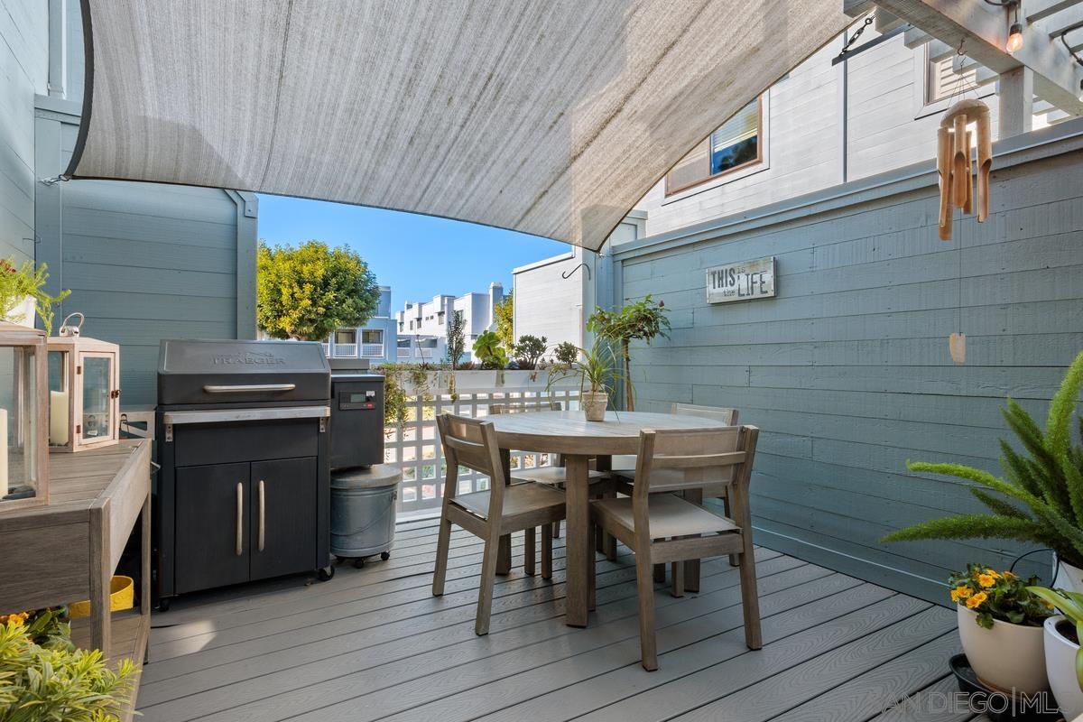 Detail Gallery Image 11 of 32 For 960  Intrepid Ct, Del Mar,  CA 92014 - 2 Beds | 2/1 Baths