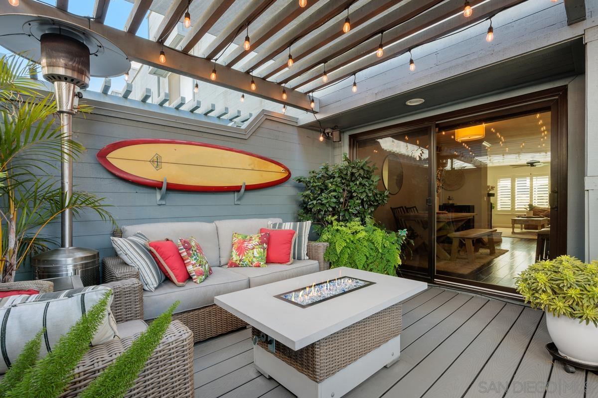 Detail Gallery Image 10 of 32 For 960  Intrepid Ct, Del Mar,  CA 92014 - 2 Beds | 2/1 Baths