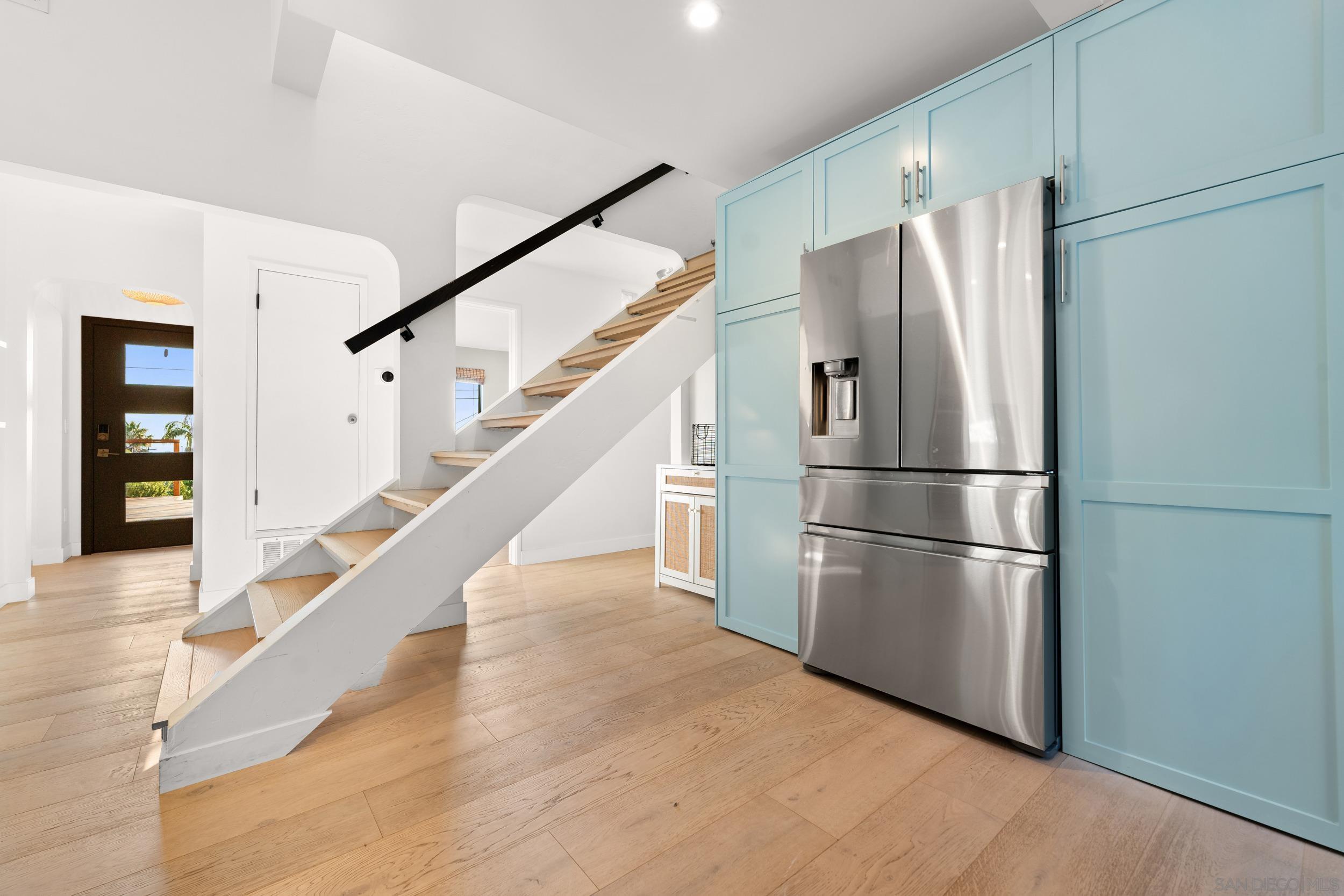 Detail Gallery Image 15 of 53 For 3306  Donna Dr, Carlsbad,  CA 92008 - 4 Beds | 4 Baths