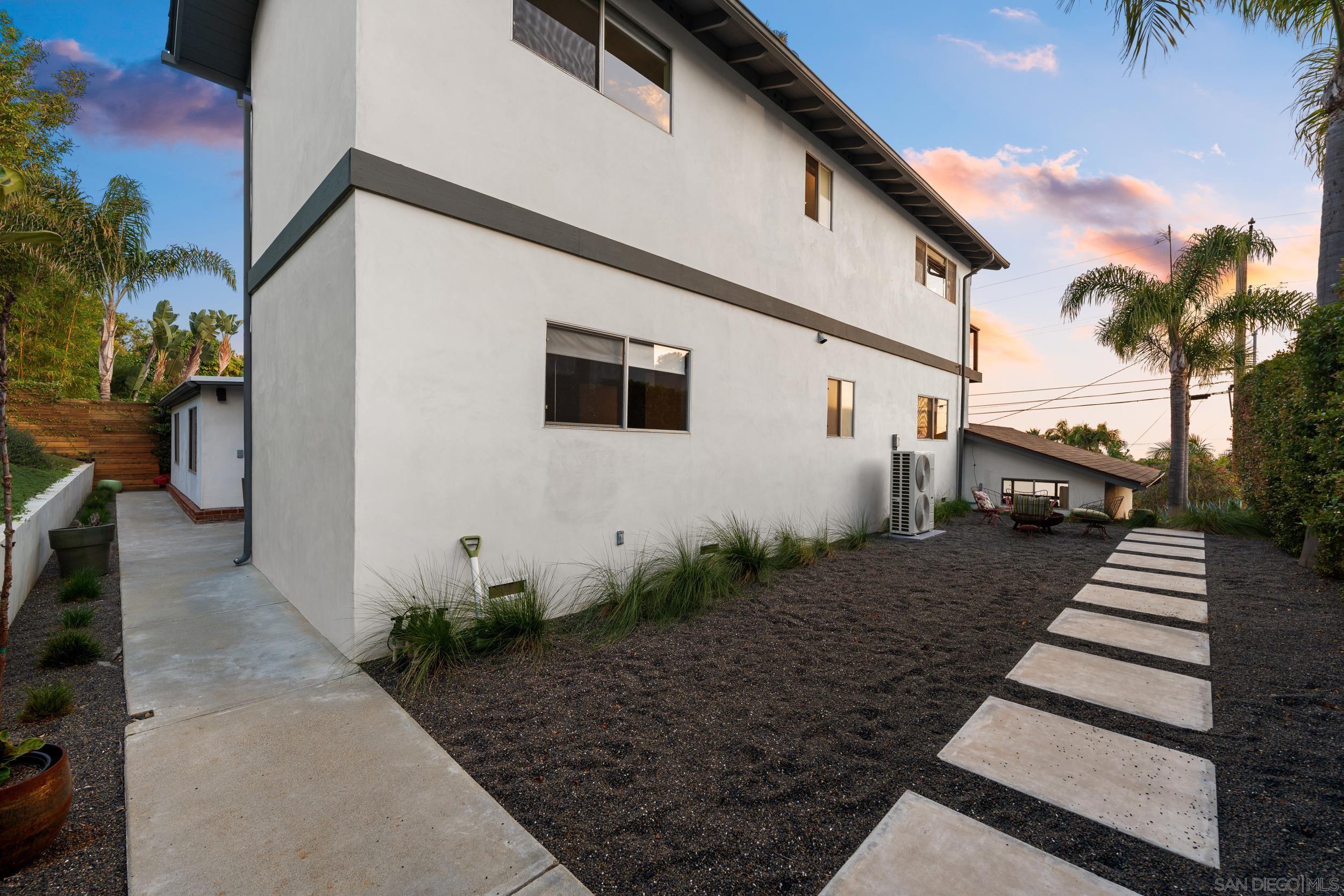 Detail Gallery Image 52 of 53 For 3306  Donna Dr, Carlsbad,  CA 92008 - 4 Beds | 4 Baths