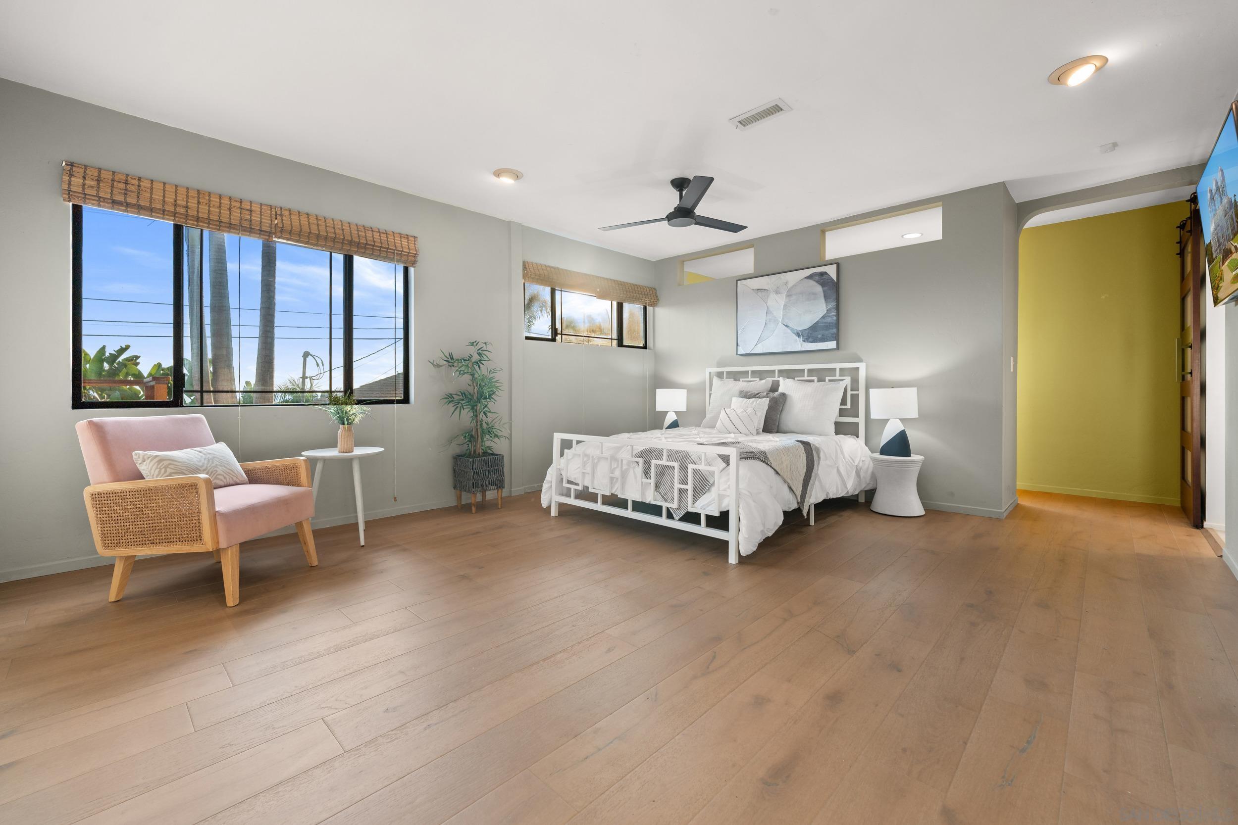 Detail Gallery Image 7 of 53 For 3306  Donna Dr, Carlsbad,  CA 92008 - 4 Beds | 4 Baths