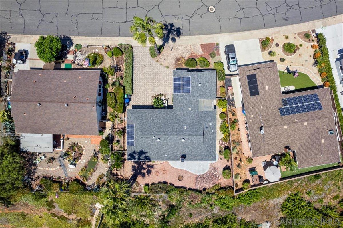 Detail Gallery Image 29 of 36 For 16413  Roca Dr, San Diego,  CA 92128 - 2 Beds | 2 Baths