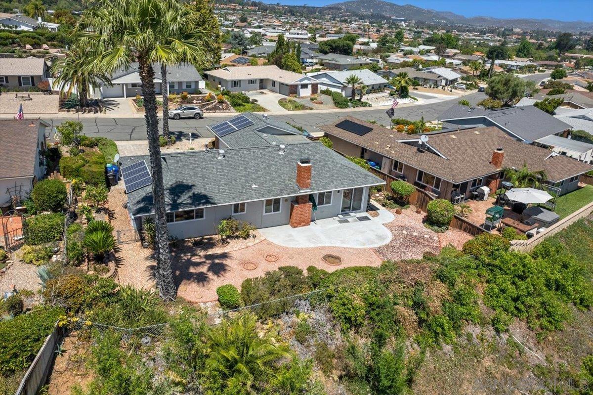 Detail Gallery Image 34 of 36 For 16413  Roca Dr, San Diego,  CA 92128 - 2 Beds | 2 Baths