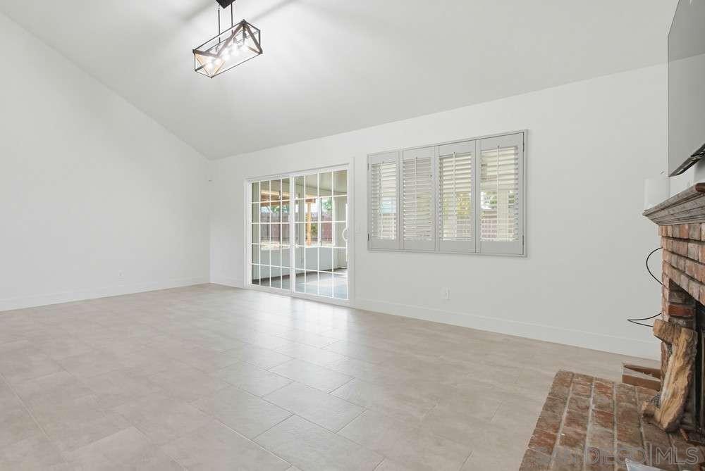 Detail Gallery Image 13 of 65 For 5639  Pony Ct, Oceanside,  CA 92057 - 3 Beds | 2 Baths