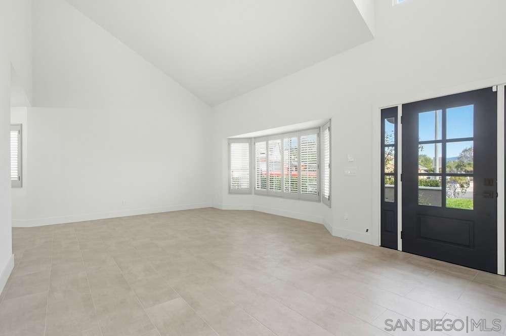 Detail Gallery Image 9 of 65 For 5639  Pony Ct, Oceanside,  CA 92057 - 3 Beds | 2 Baths