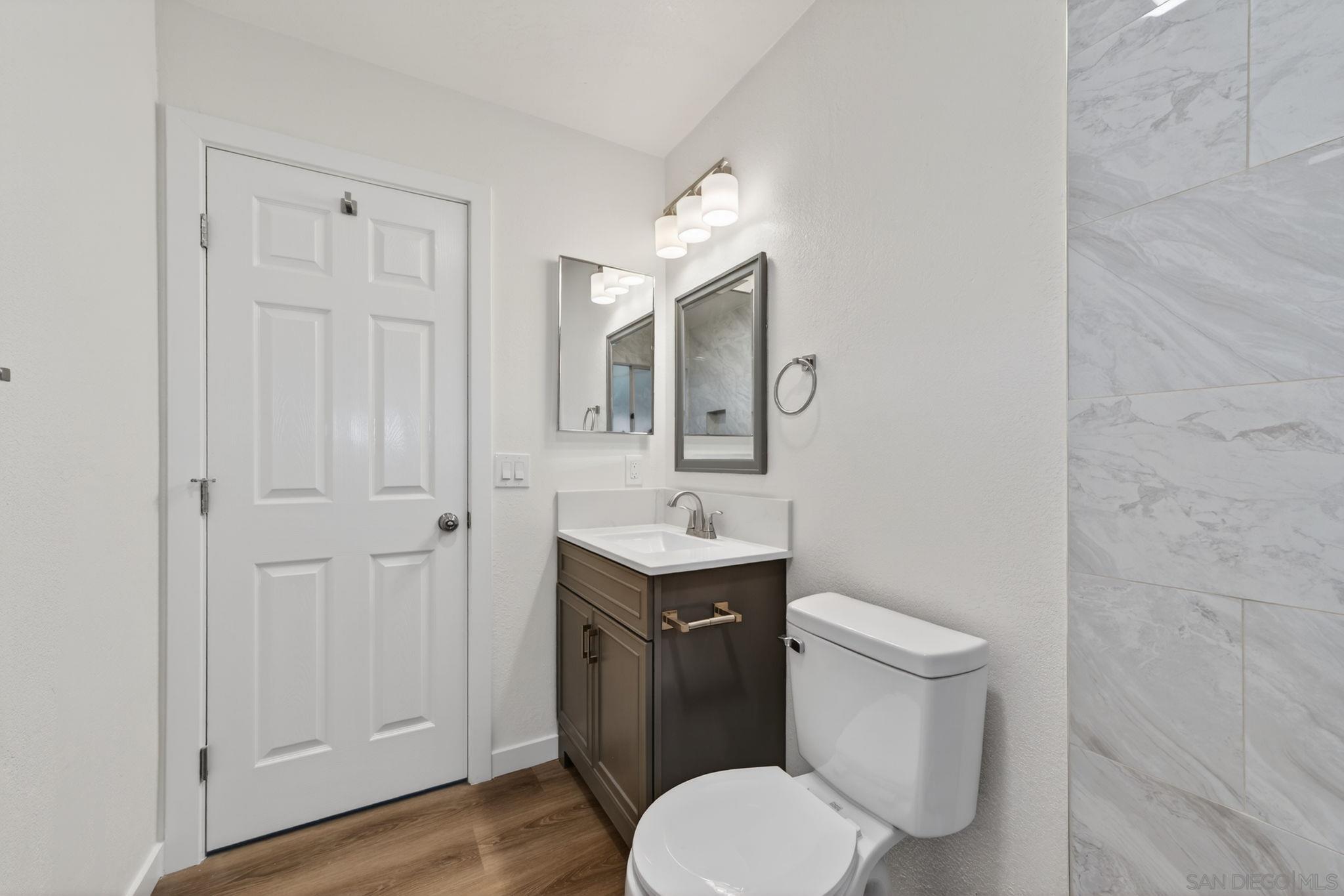 Detail Gallery Image 15 of 46 For 631-633  Hillside Terrace, Vista,  CA 92084 - – Beds | – Baths