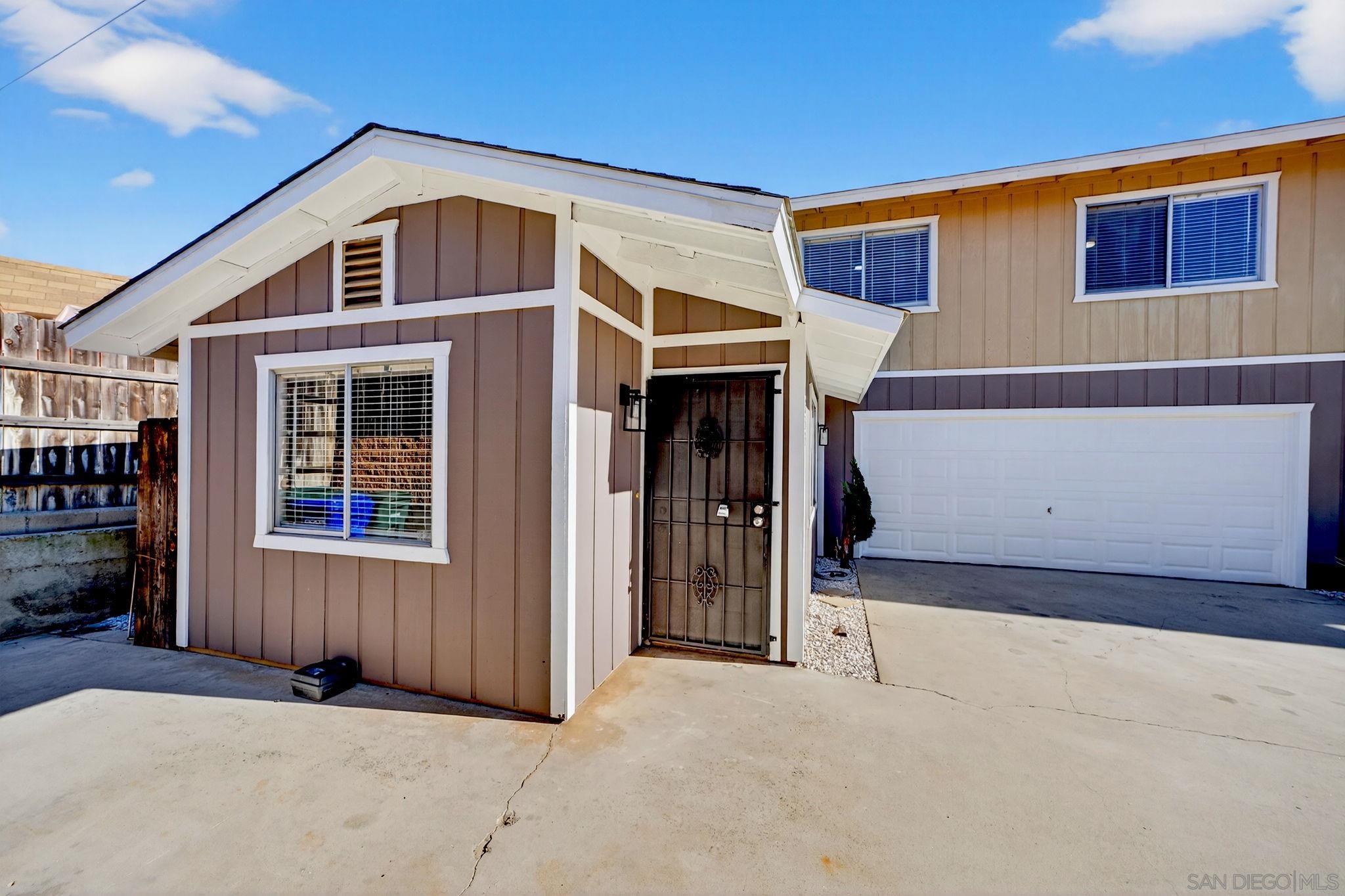 Detail Gallery Image 21 of 46 For 631-633  Hillside Terrace, Vista,  CA 92084 - – Beds | – Baths