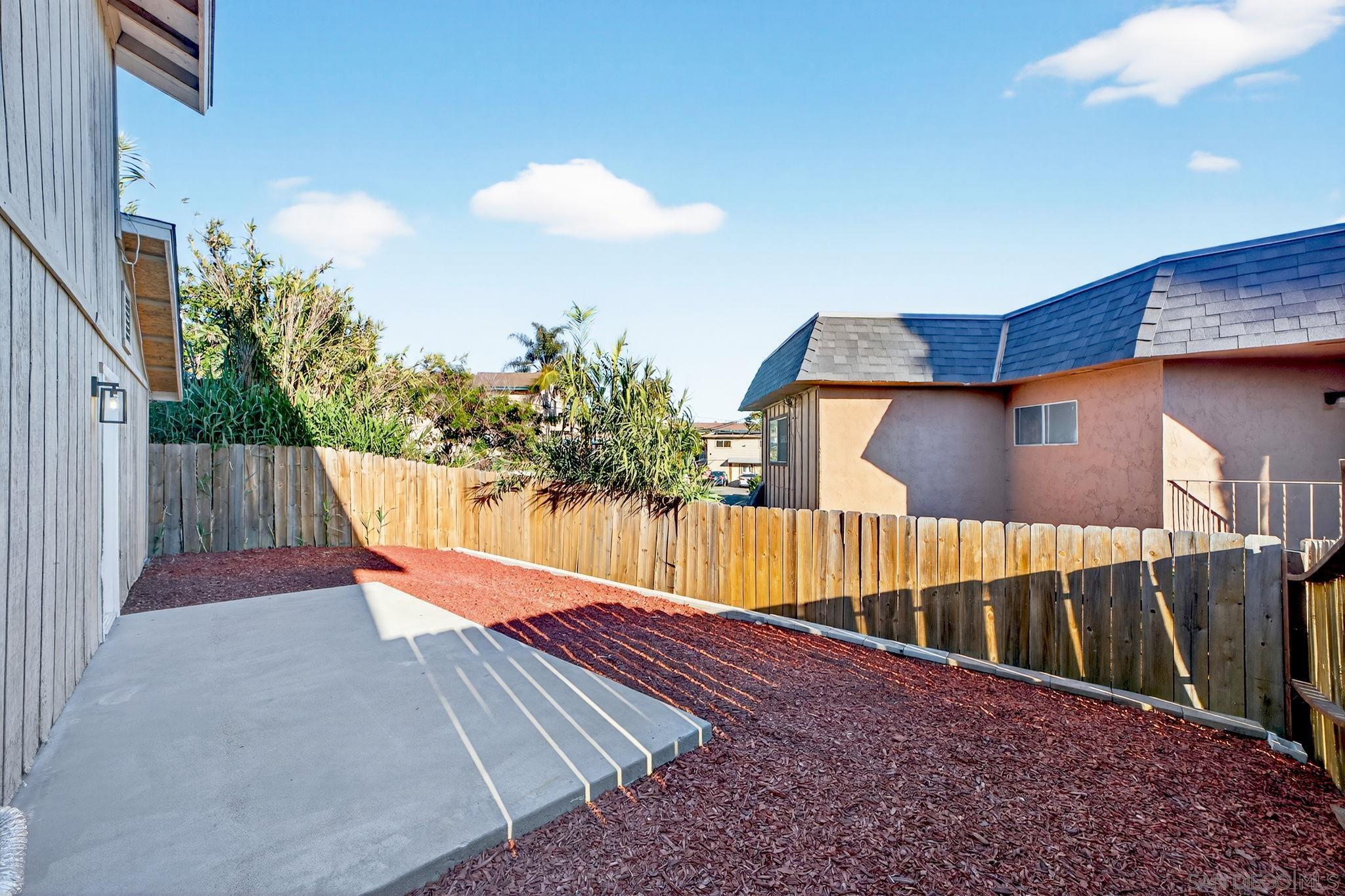 Detail Gallery Image 38 of 46 For 631-633  Hillside Terrace, Vista,  CA 92084 - – Beds | – Baths