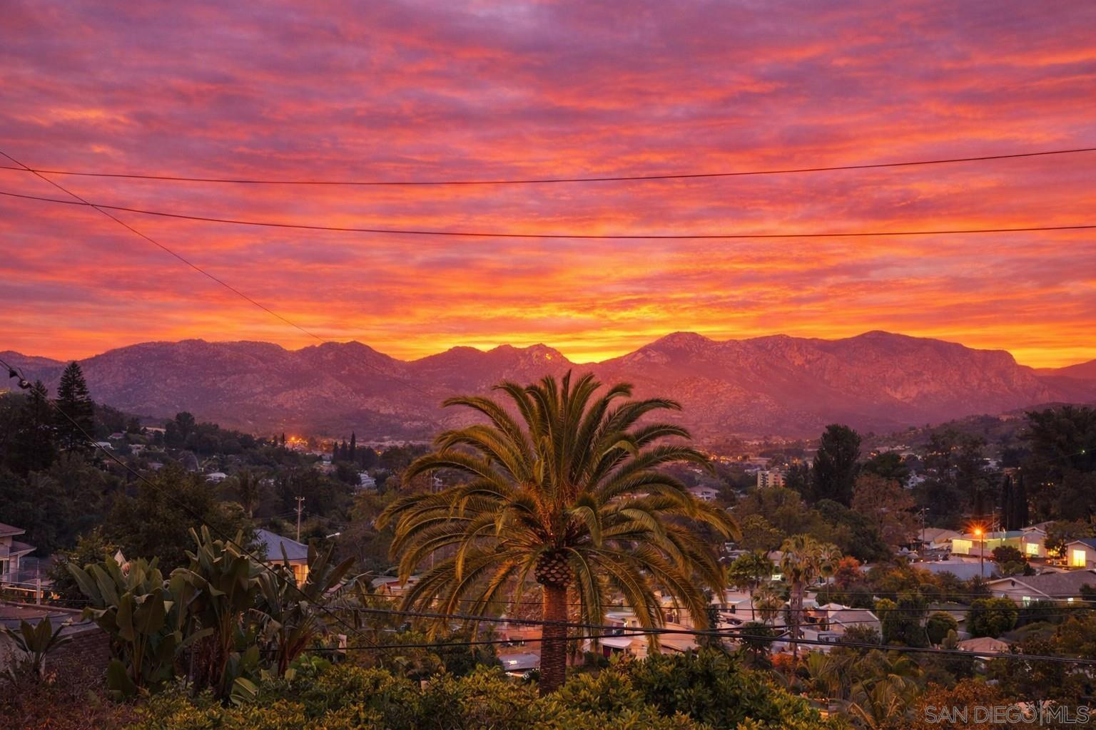 Detail Gallery Image 3 of 54 For 8918  Westhill Rd, Lakeside,  CA 92040 - 4 Beds | 2 Baths