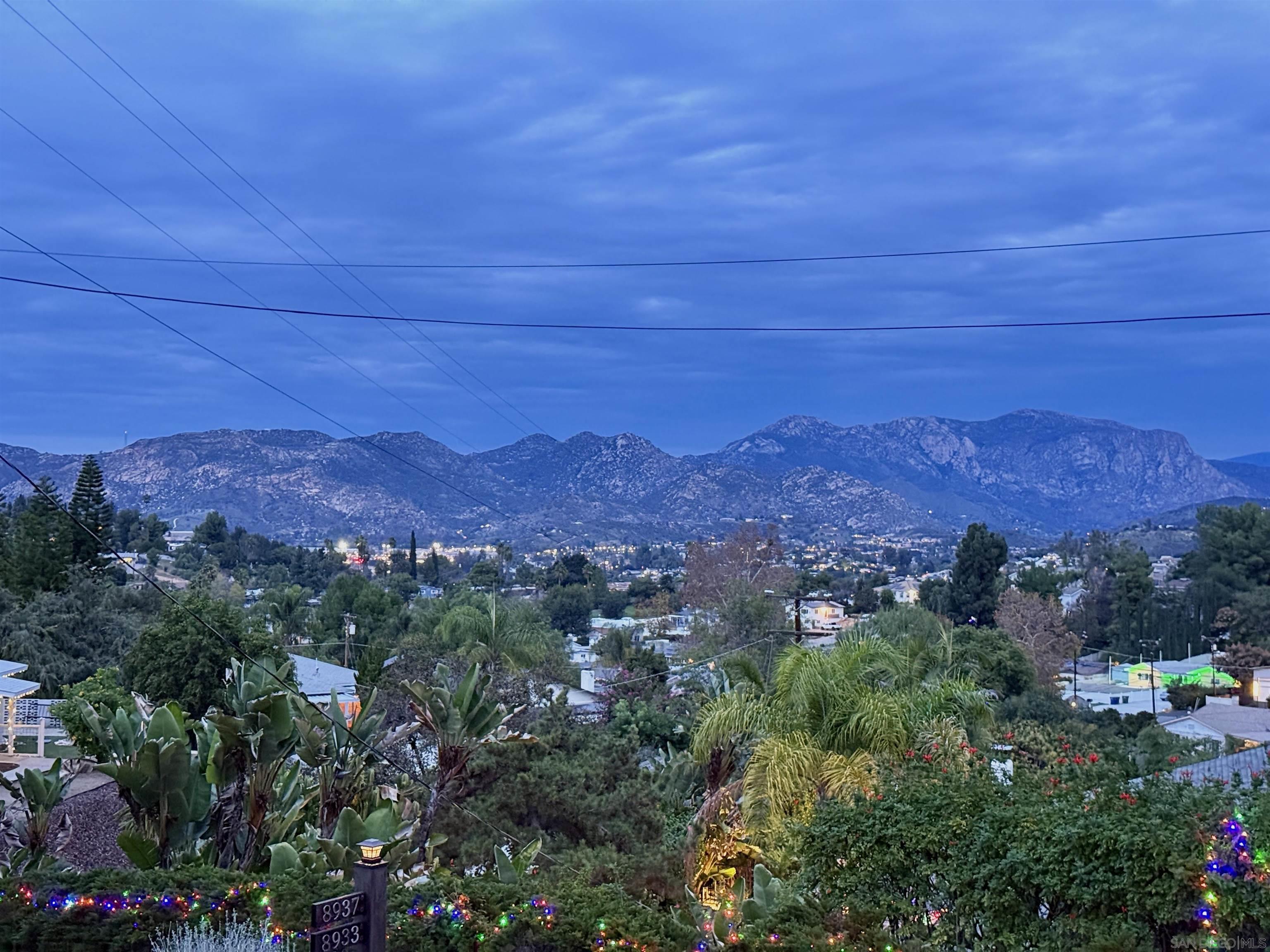 Detail Gallery Image 4 of 54 For 8918  Westhill Rd, Lakeside,  CA 92040 - 4 Beds | 2 Baths