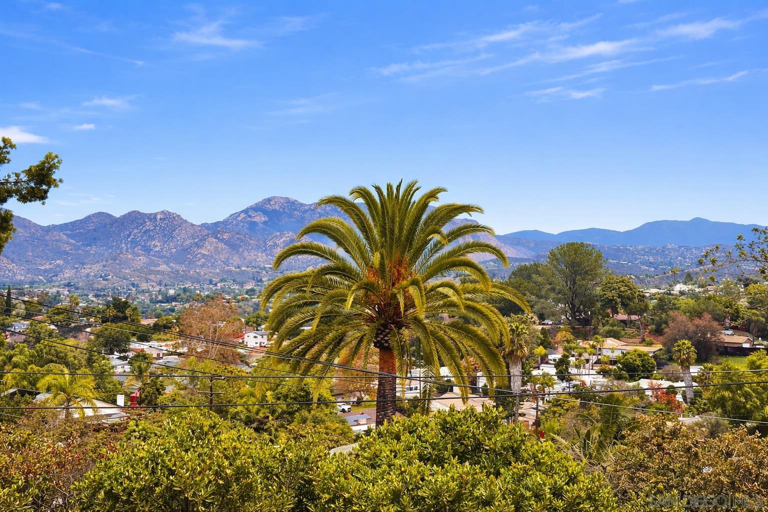 Detail Gallery Image 5 of 54 For 8918  Westhill Rd, Lakeside,  CA 92040 - 4 Beds | 2 Baths