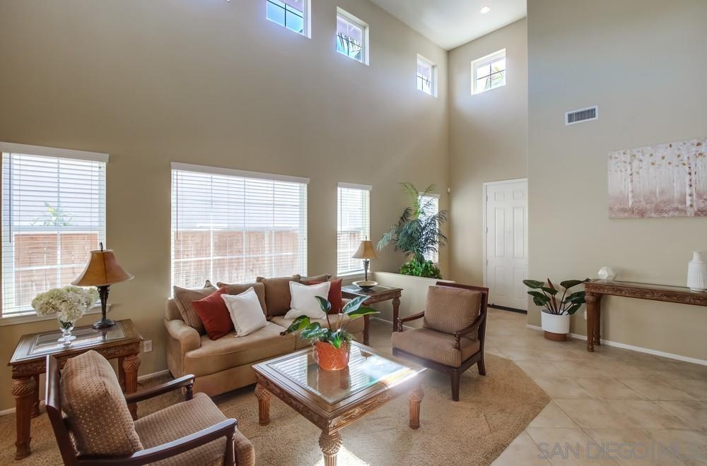 Detail Gallery Image 2 of 29 For 710  Casita Ln, San Marcos,  CA 92069 - 4 Beds | 3 Baths