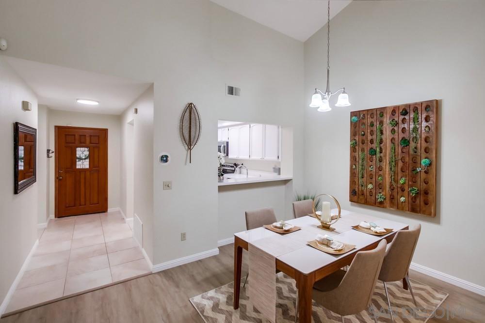 Detail Gallery Image 5 of 63 For 12242  Paseo Lucido  C, San Diego,  CA 92128 - 2 Beds | 2 Baths