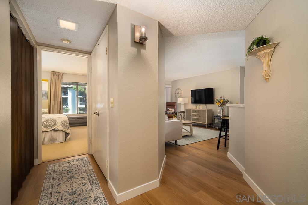 Detail Gallery Image 2 of 57 For 17617  Pomerado Rd  215, San Diego,  CA 92128 - 2 Beds | 2 Baths