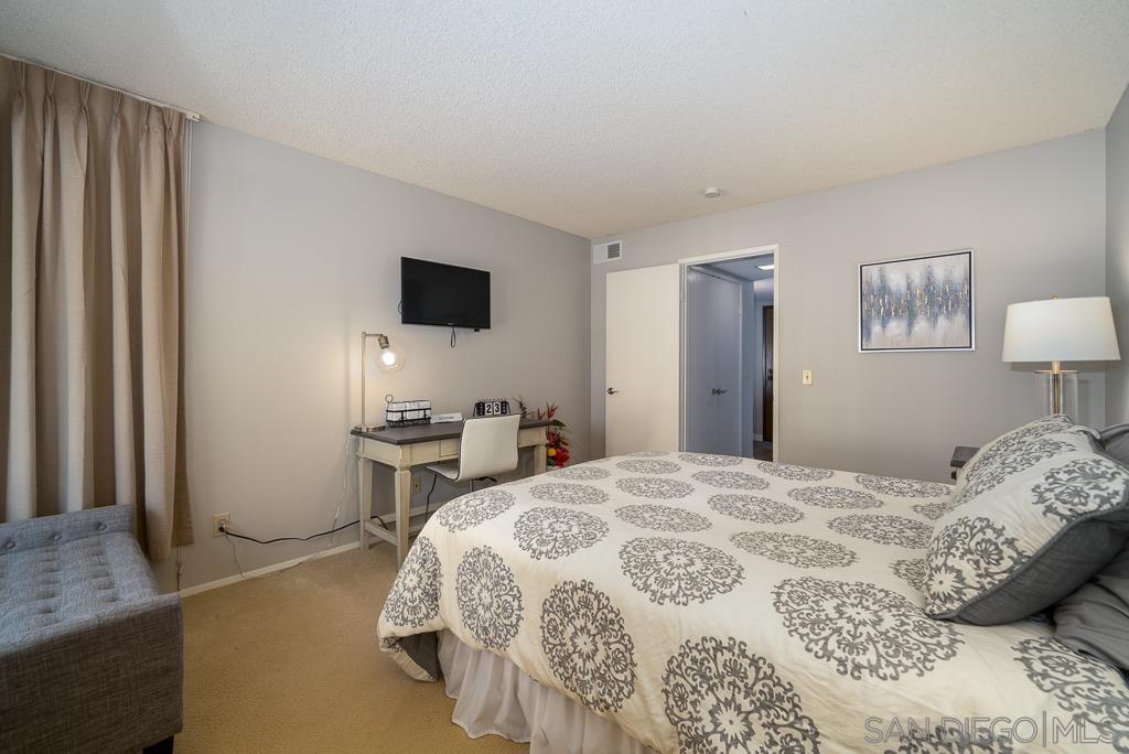 Detail Gallery Image 22 of 57 For 17617  Pomerado Rd  215, San Diego,  CA 92128 - 2 Beds | 2 Baths