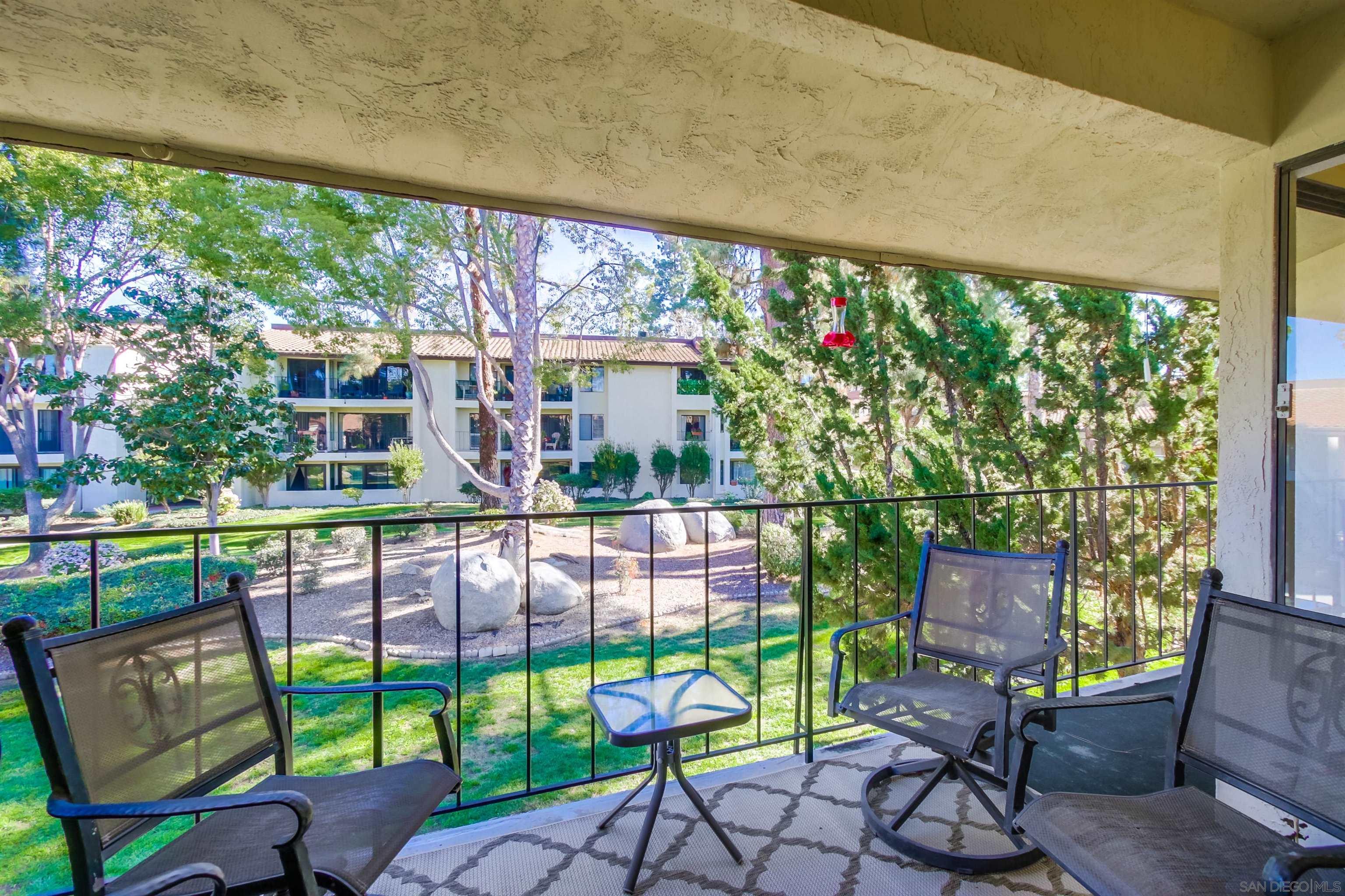 Detail Gallery Image 44 of 57 For 17617  Pomerado Rd  215, San Diego,  CA 92128 - 2 Beds | 2 Baths