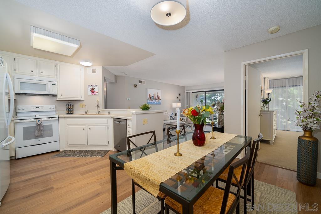 Detail Gallery Image 8 of 57 For 17617  Pomerado Rd  215, San Diego,  CA 92128 - 2 Beds | 2 Baths