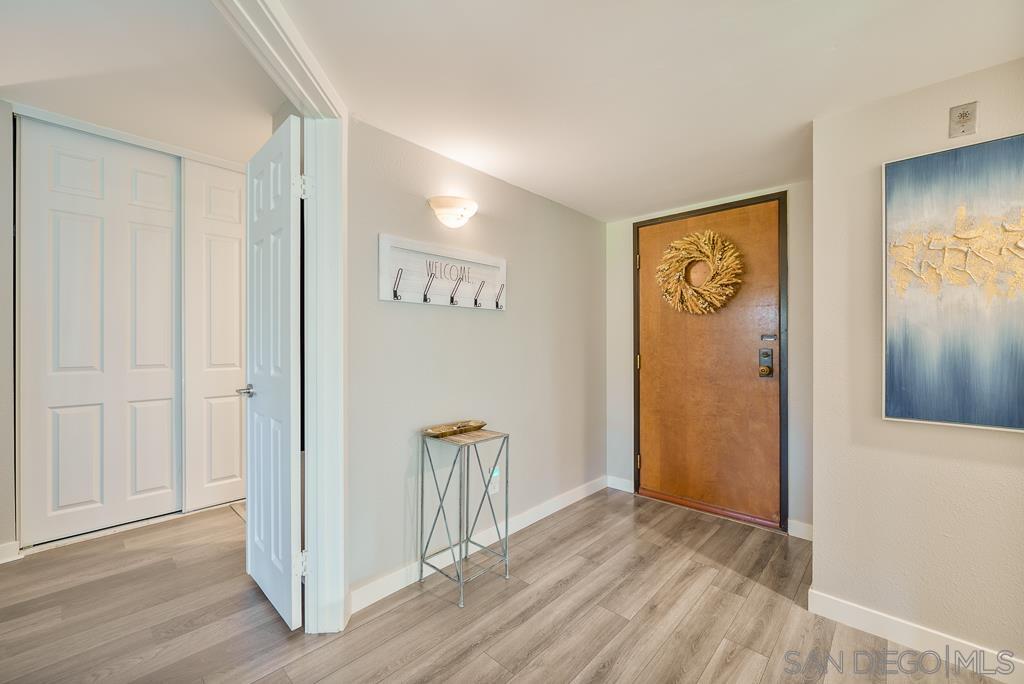 Detail Gallery Image 3 of 61 For 17637  Pomerado Rd  123, San Diego,  CA 92128 - 2 Beds | 2 Baths