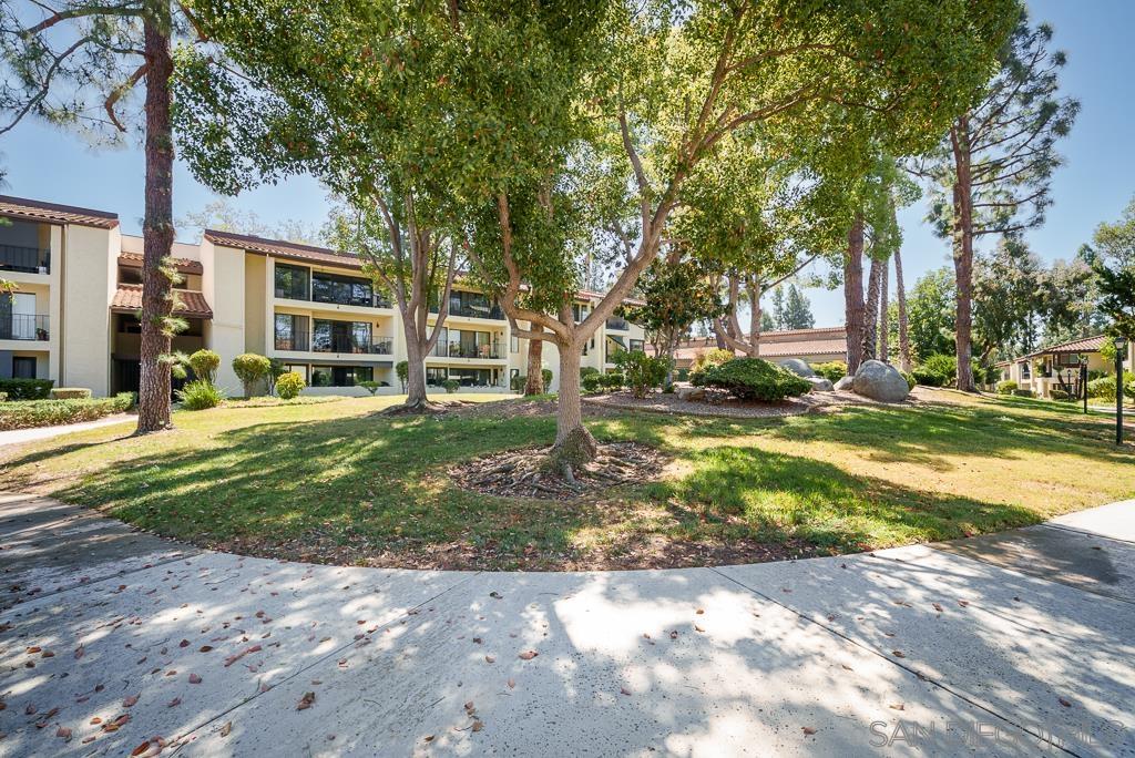 Detail Gallery Image 35 of 61 For 17637  Pomerado Rd  123, San Diego,  CA 92128 - 2 Beds | 2 Baths